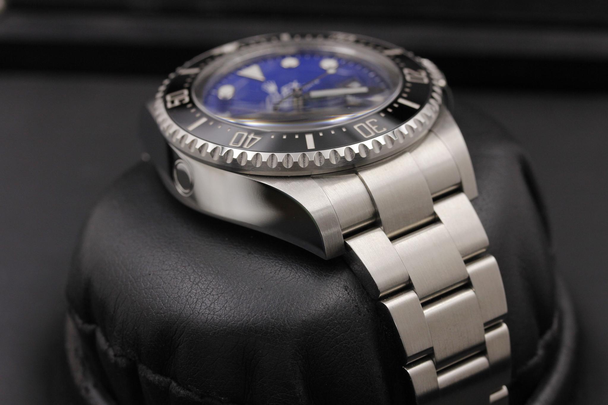 Watch Image 7
