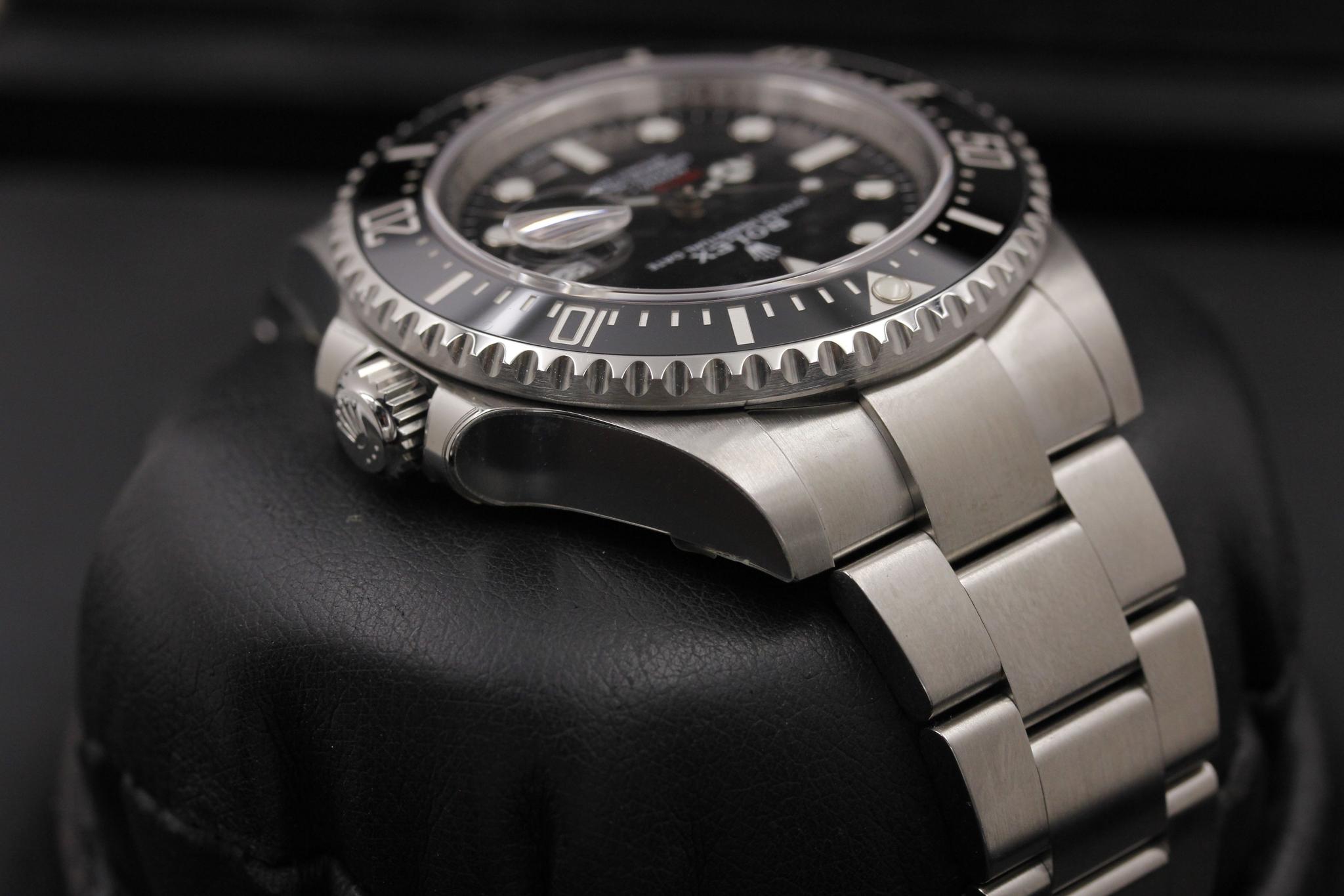 Watch Image 4