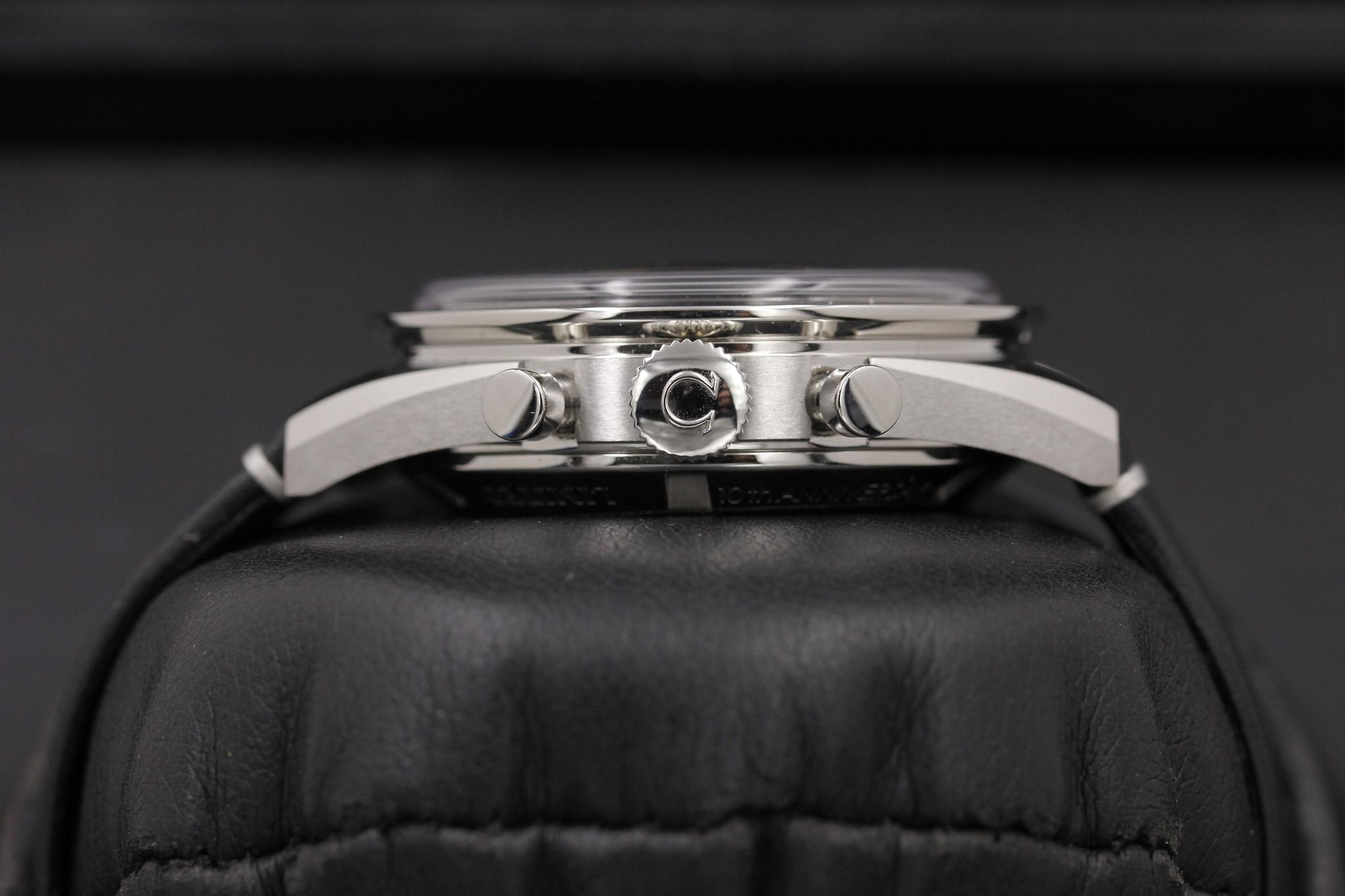 Watch Image 3