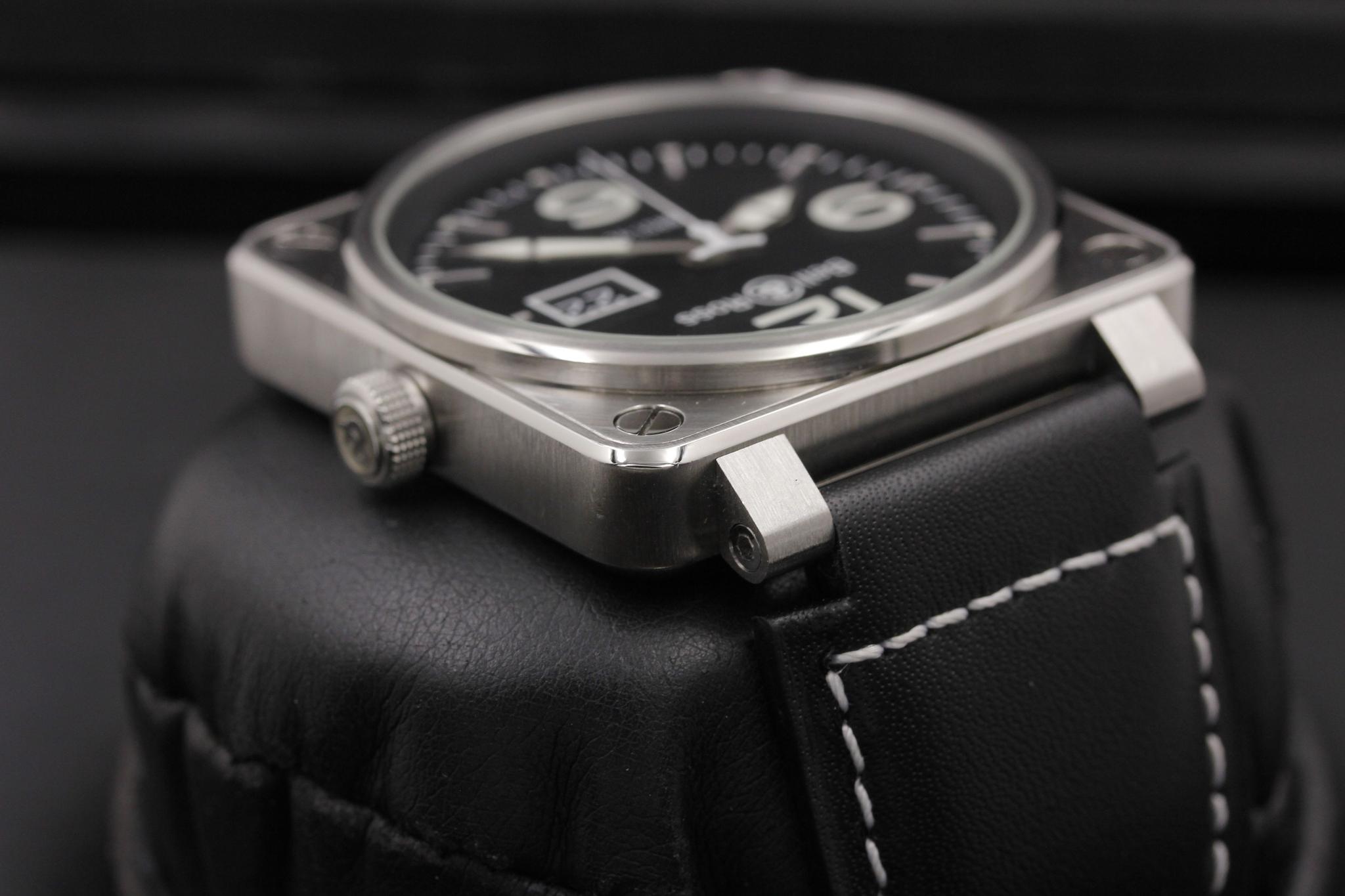Watch Image 4