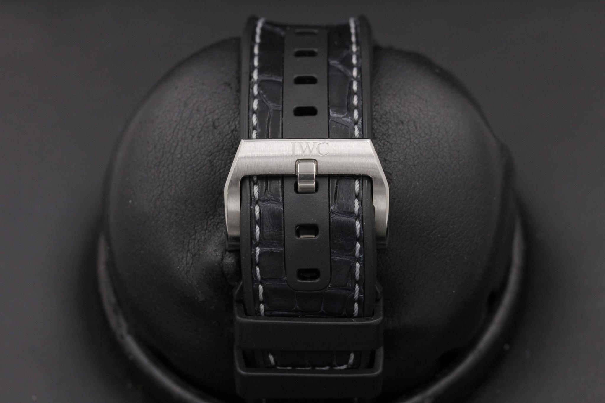Watch Image 8