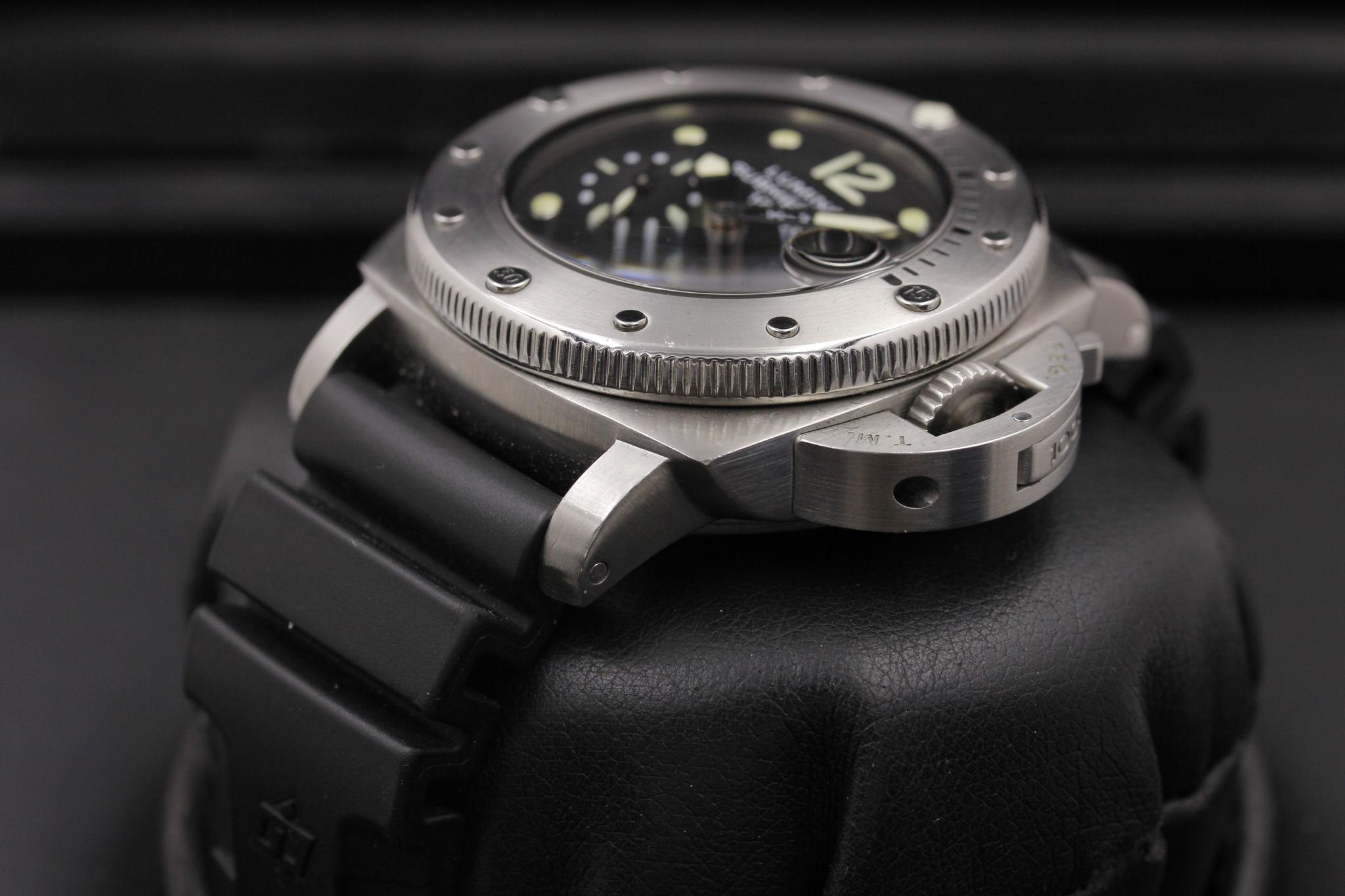 Watch Image 2