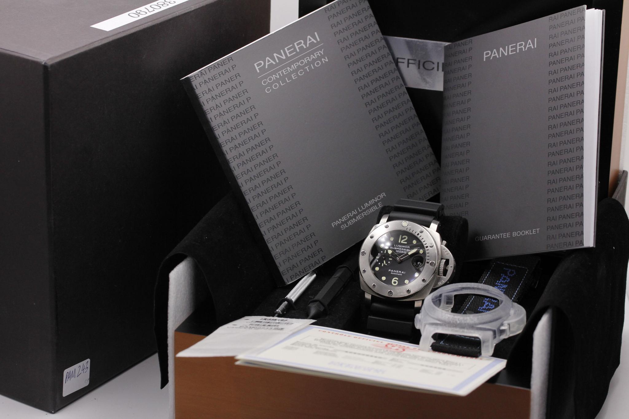 Watch Image 11