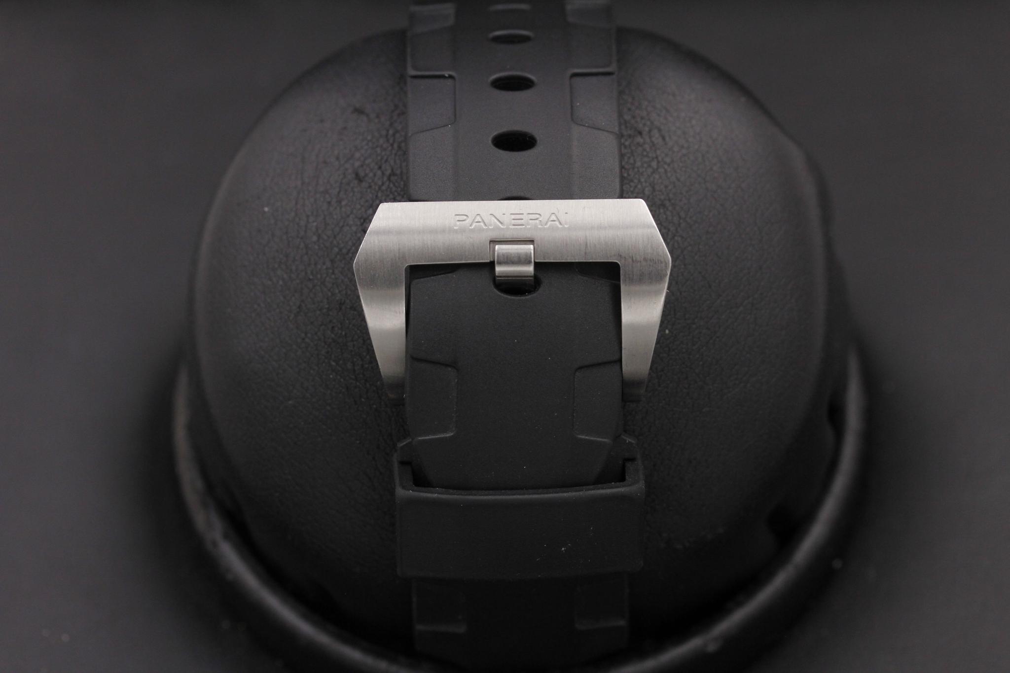 Watch Image 8