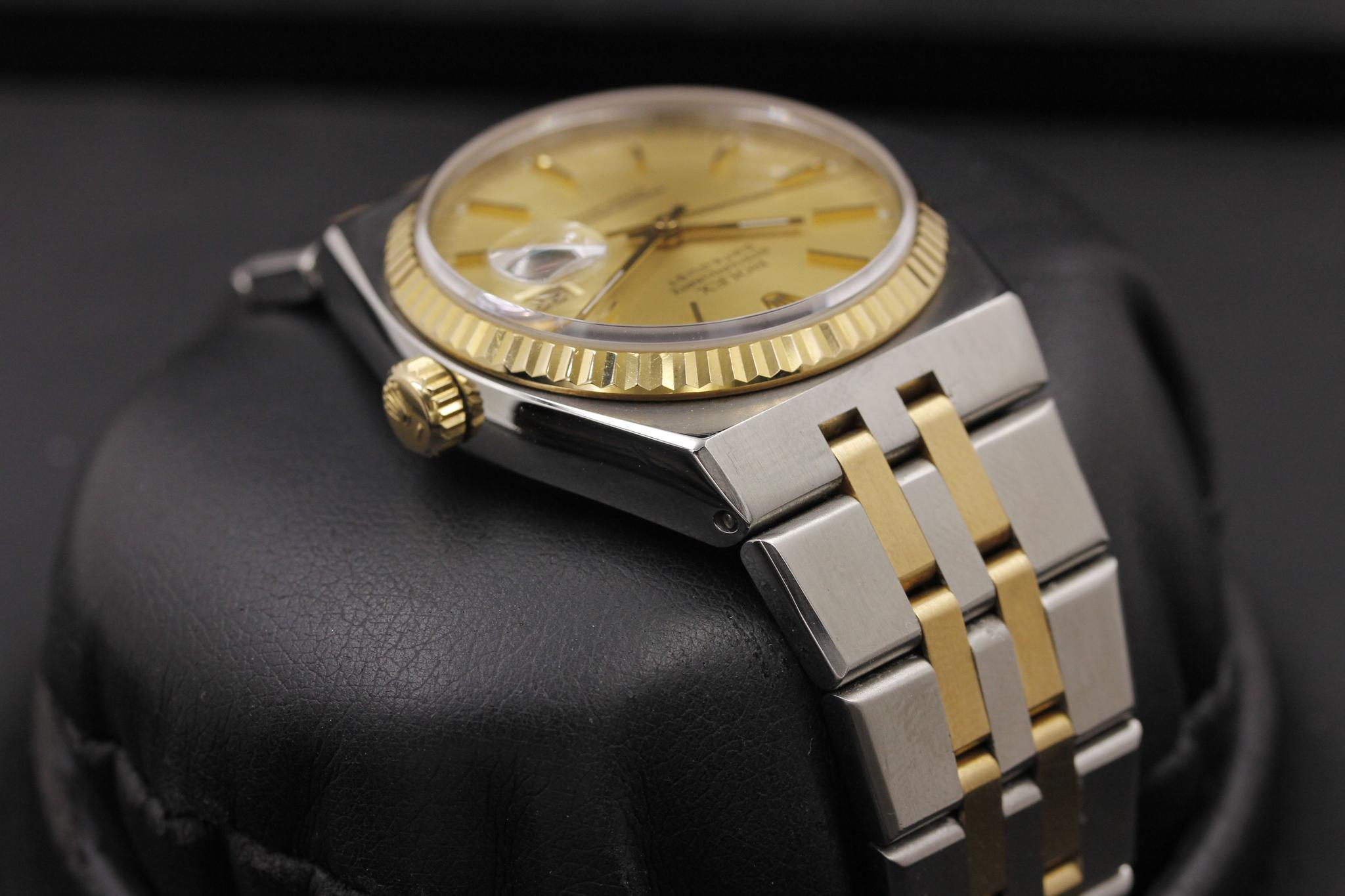 Watch Image 4