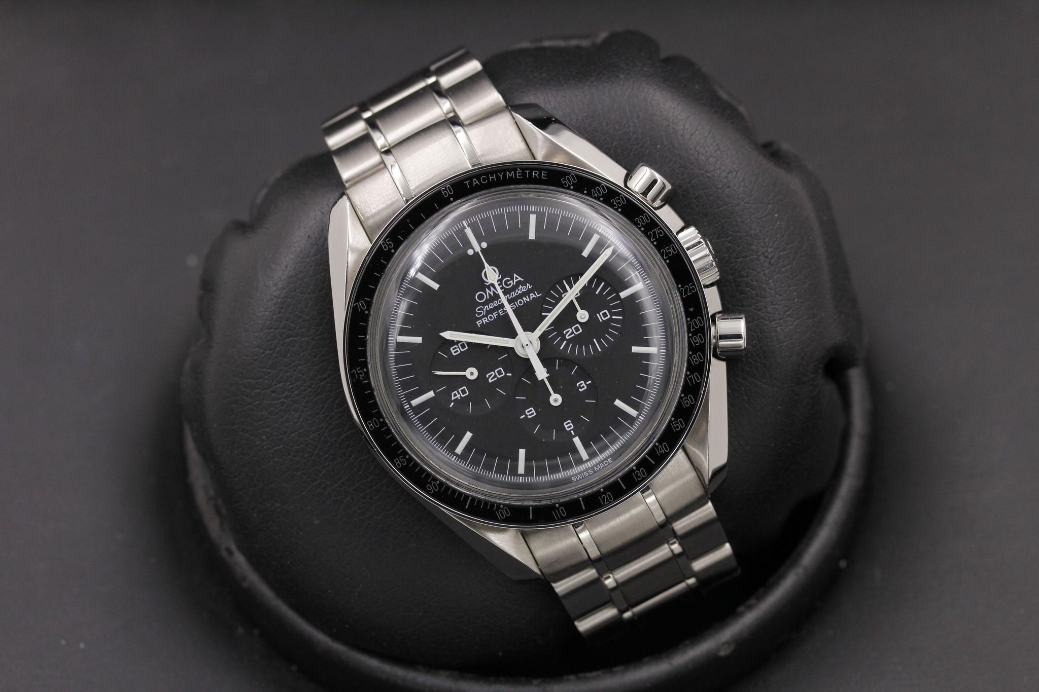 Watch Image 9