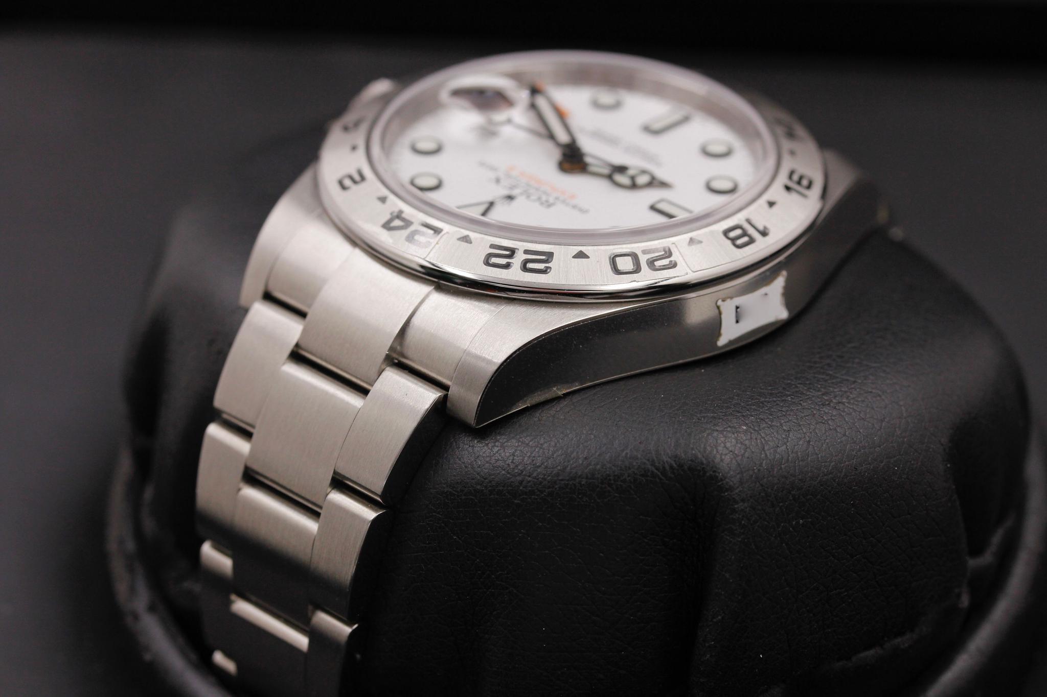 Watch Image 5