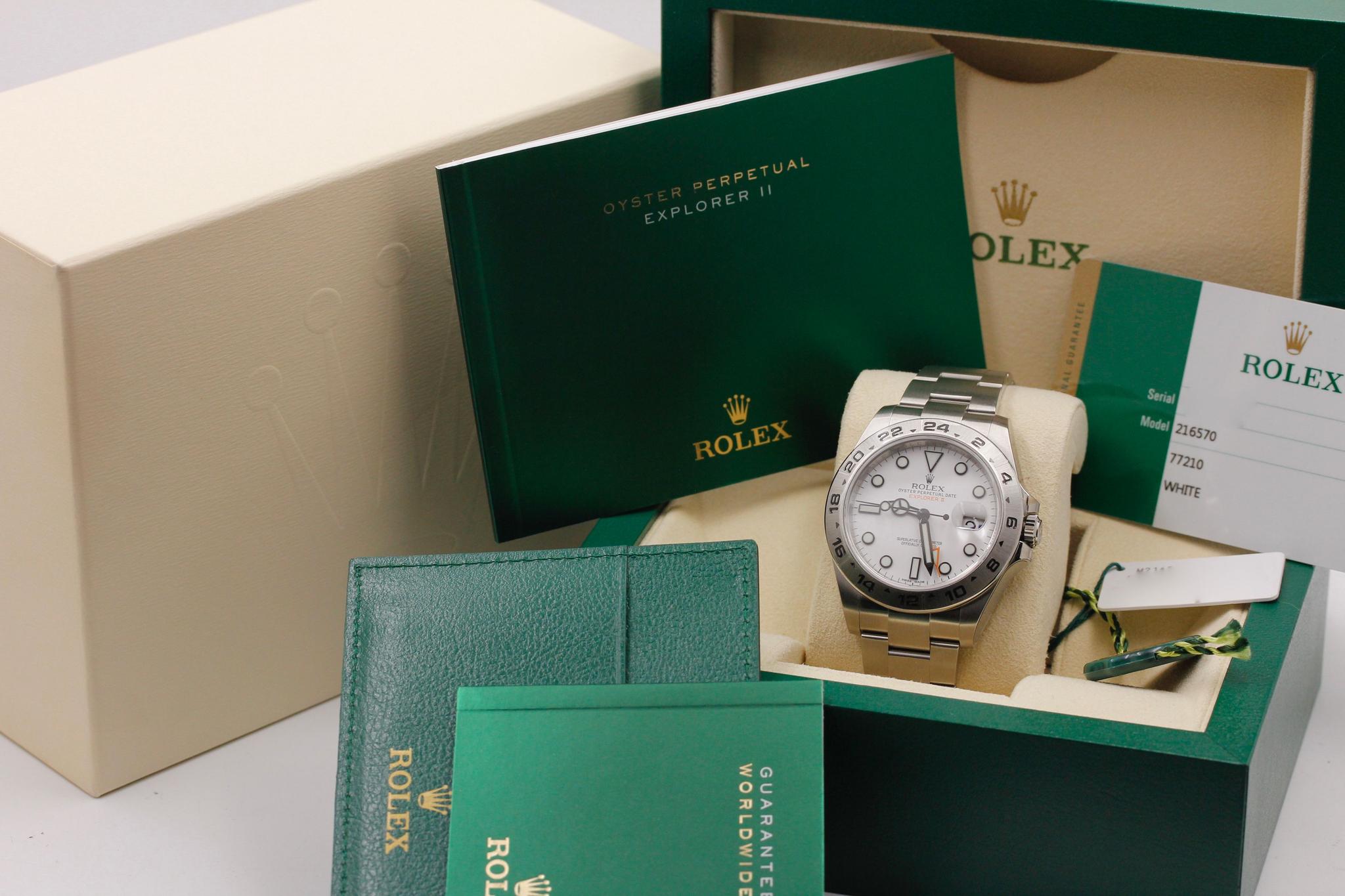 Watch Image 11