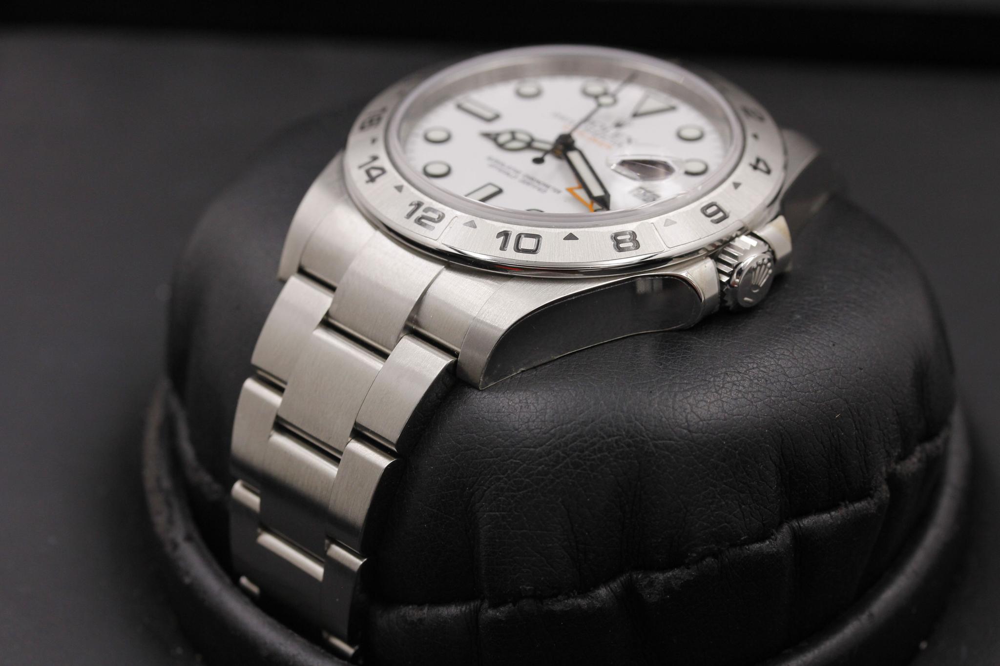 Watch Image 2