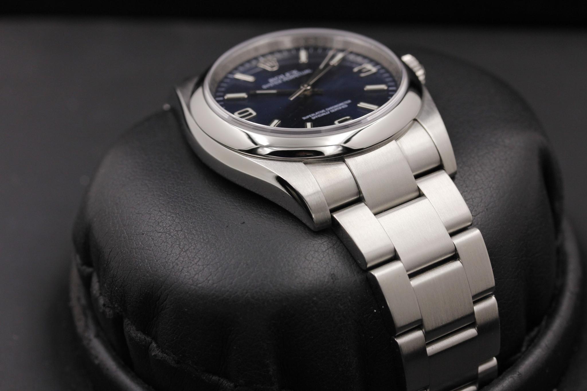 Watch Image 6