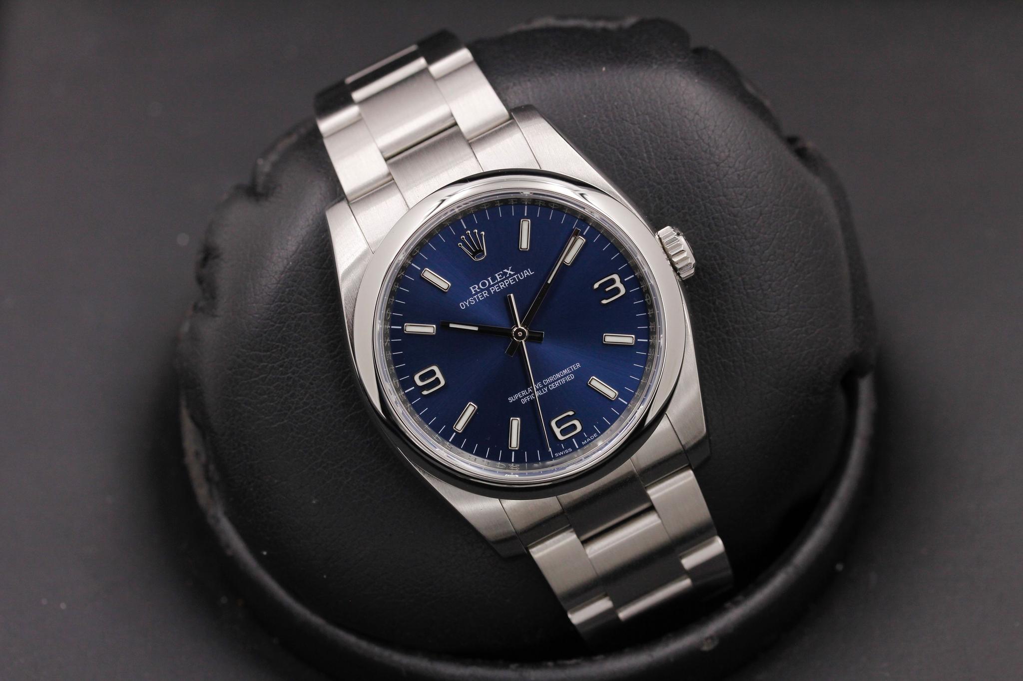 Watch Image 9