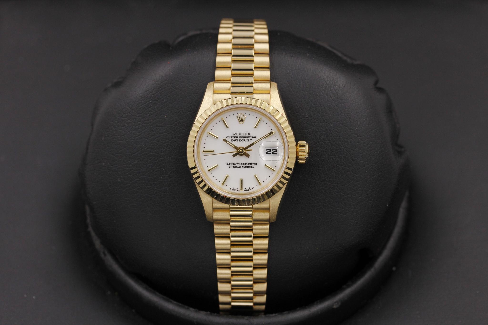 Watch Image 1