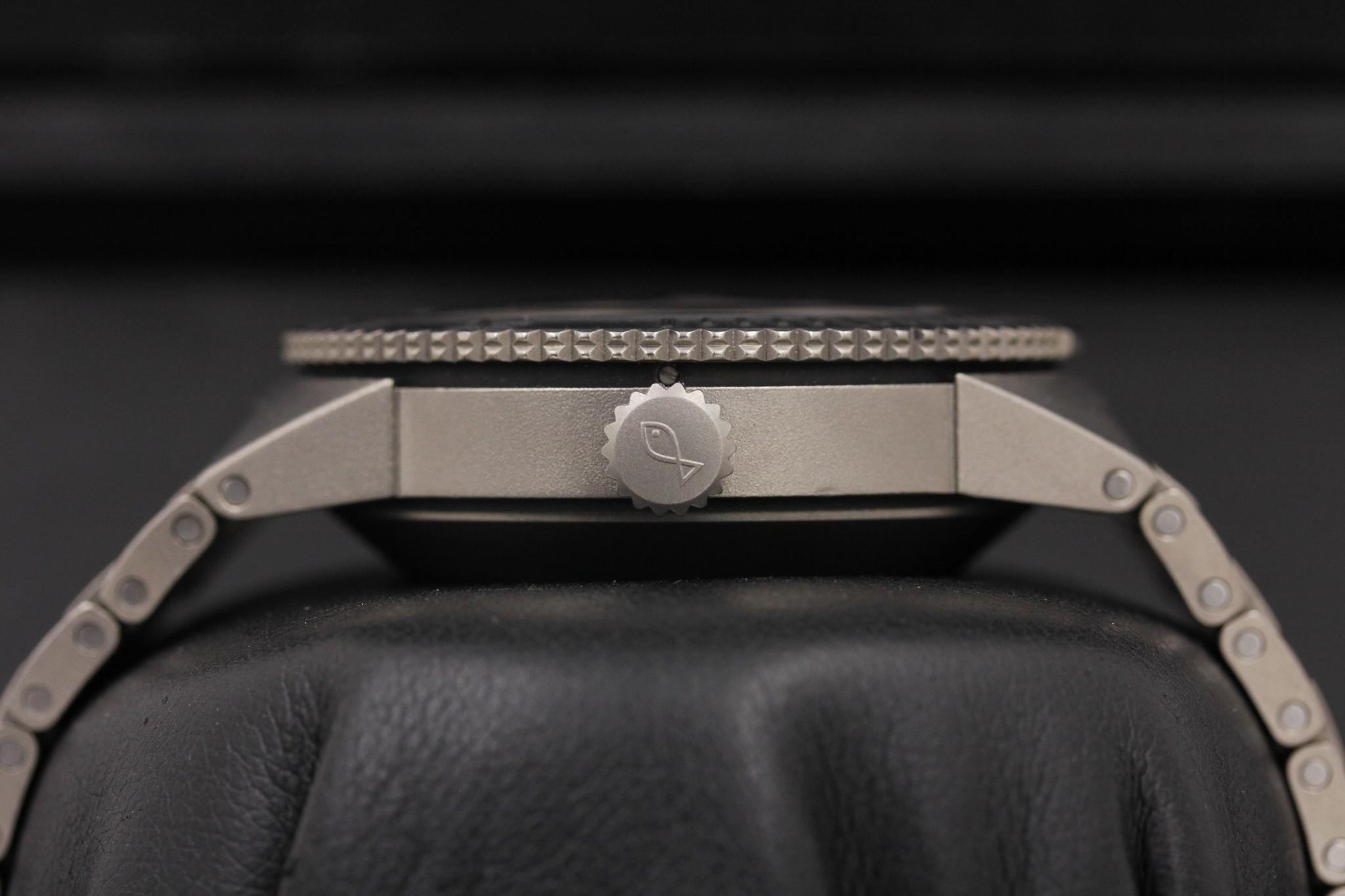 Watch Image 3
