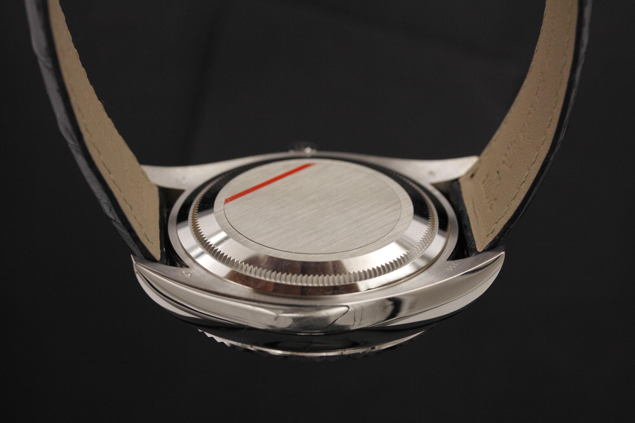Watch Image 7