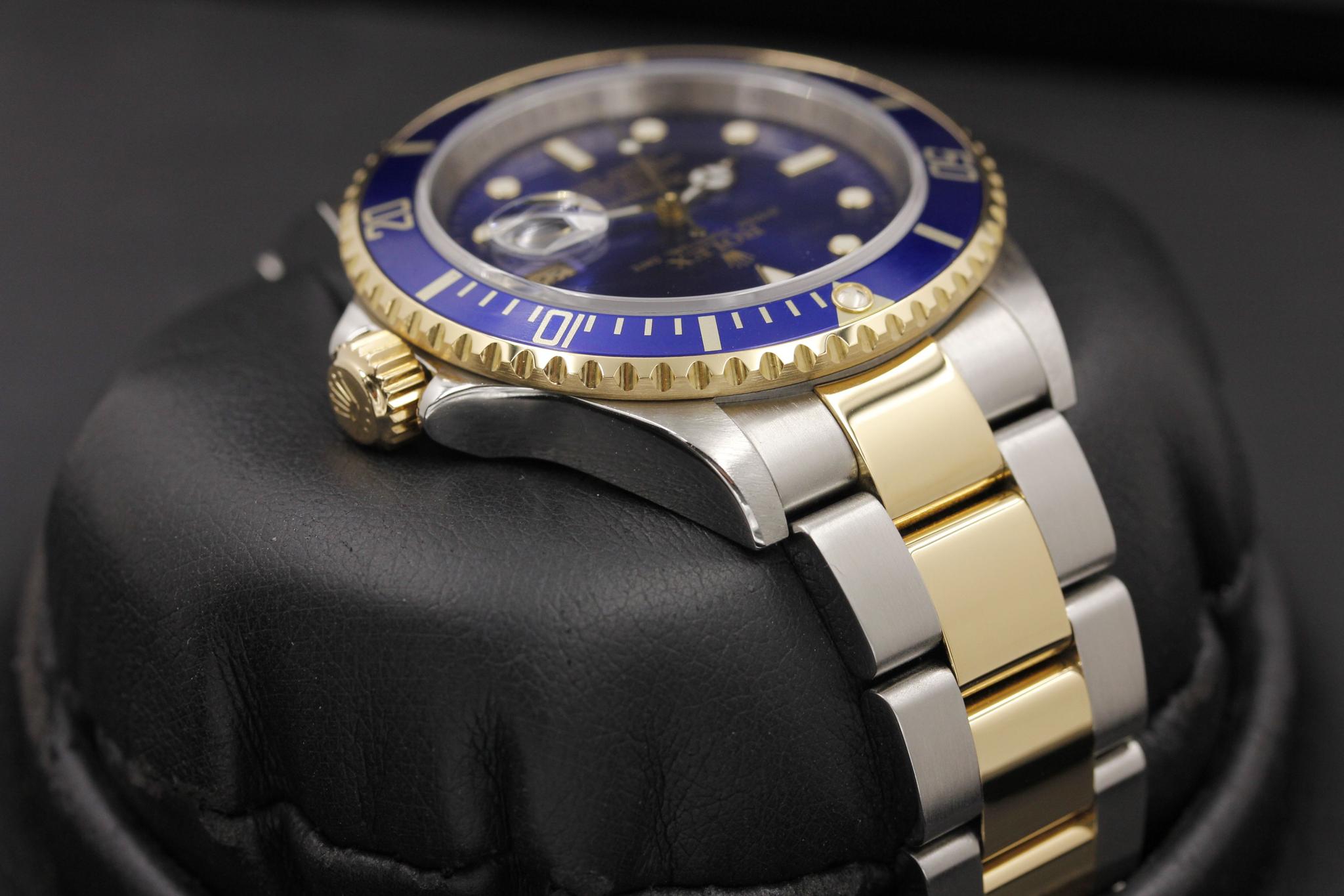 Watch Image 4