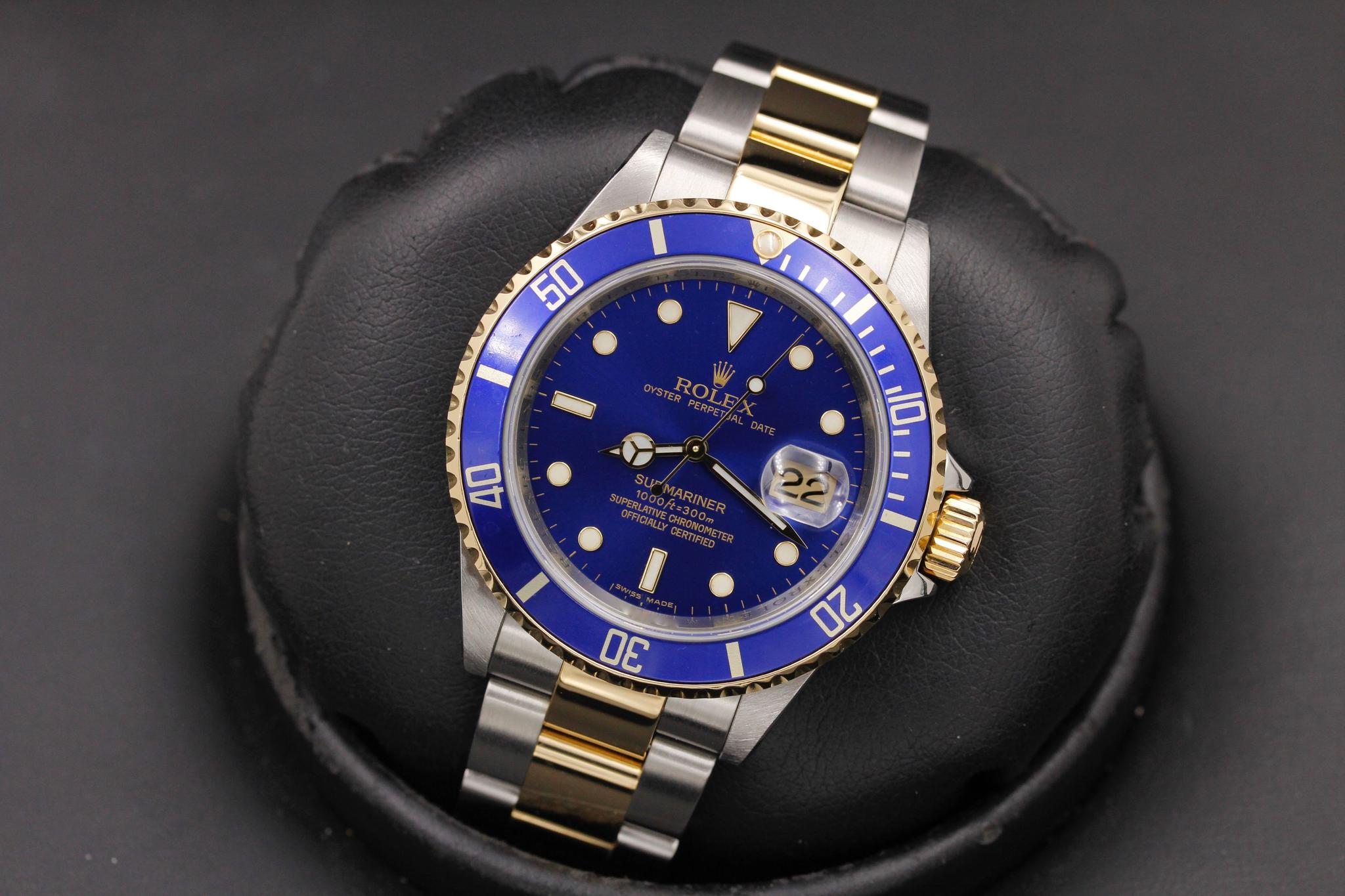 Watch Image 11