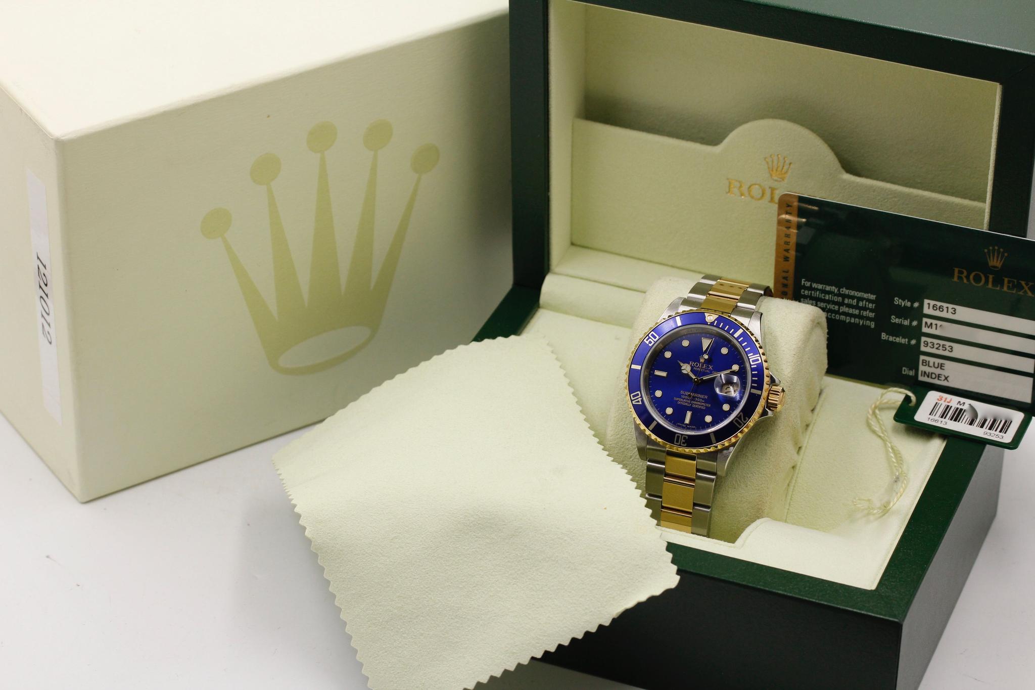 Watch Image 12