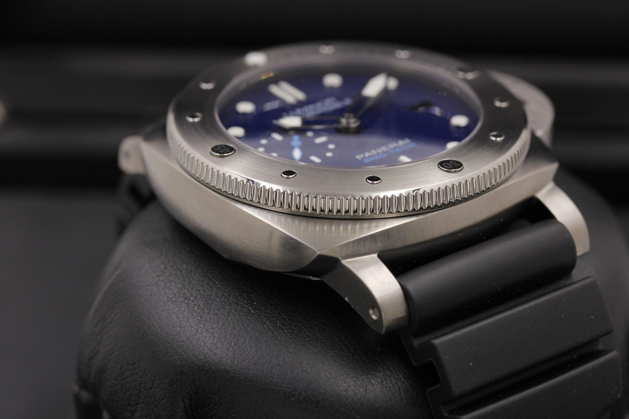 Watch Image 6