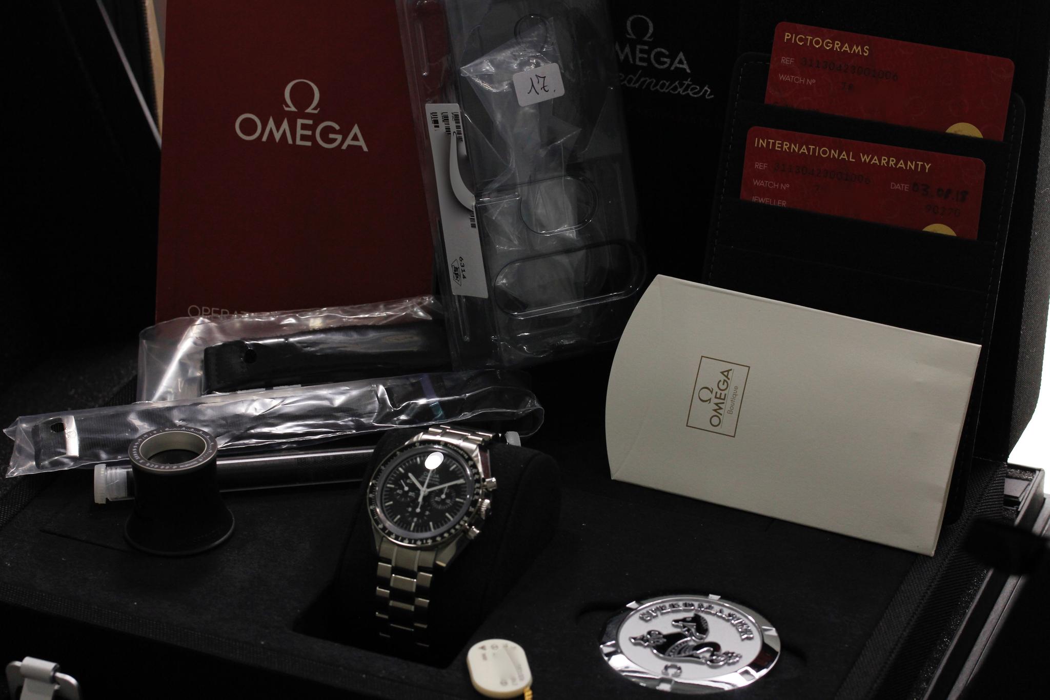 Watch Image 11