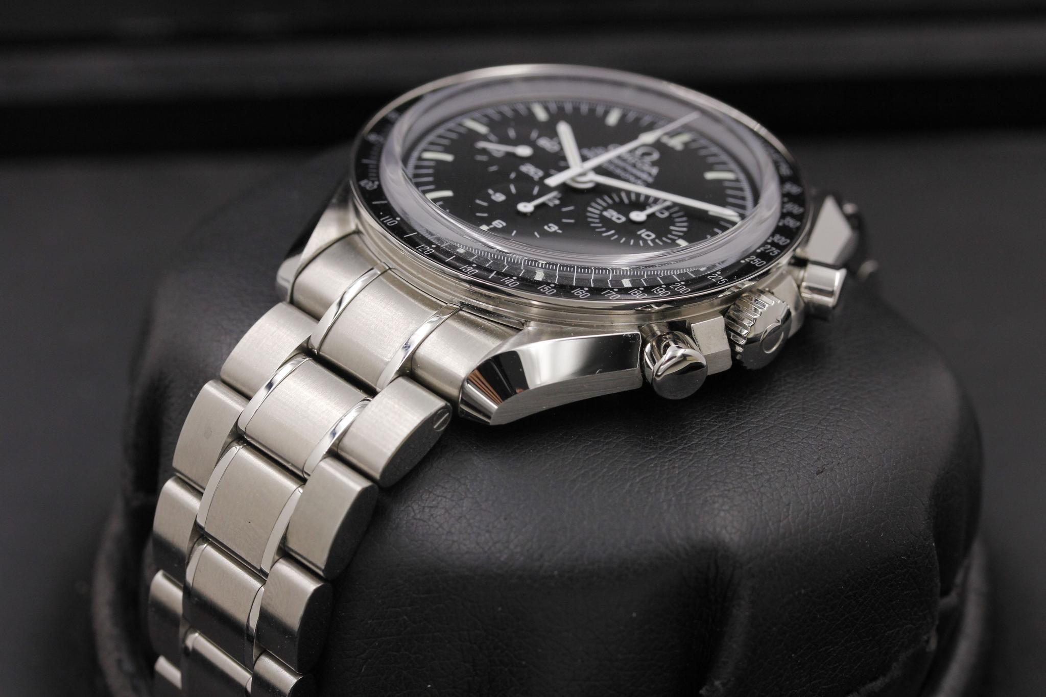 Watch Image 2
