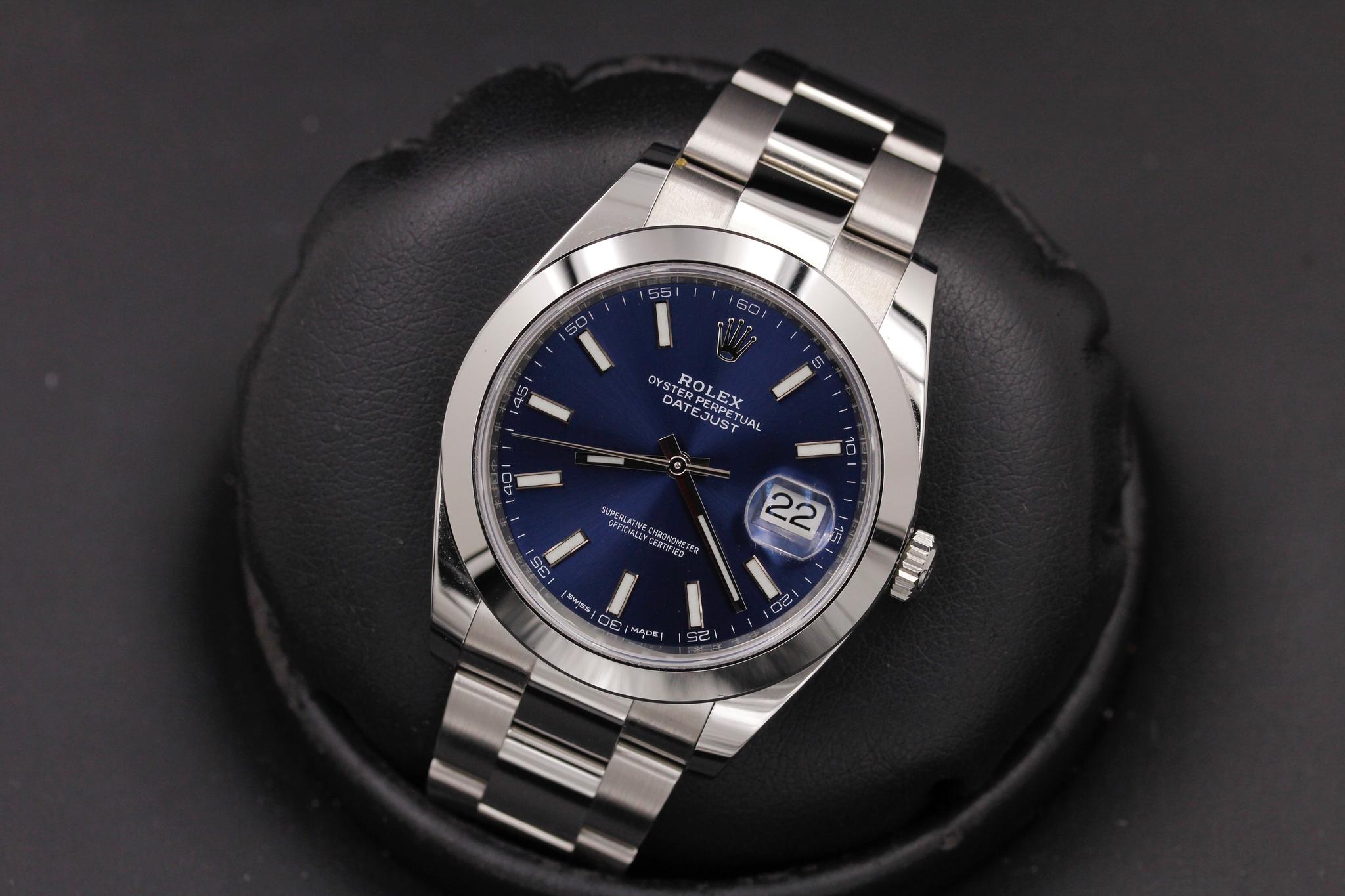 Watch Image 9