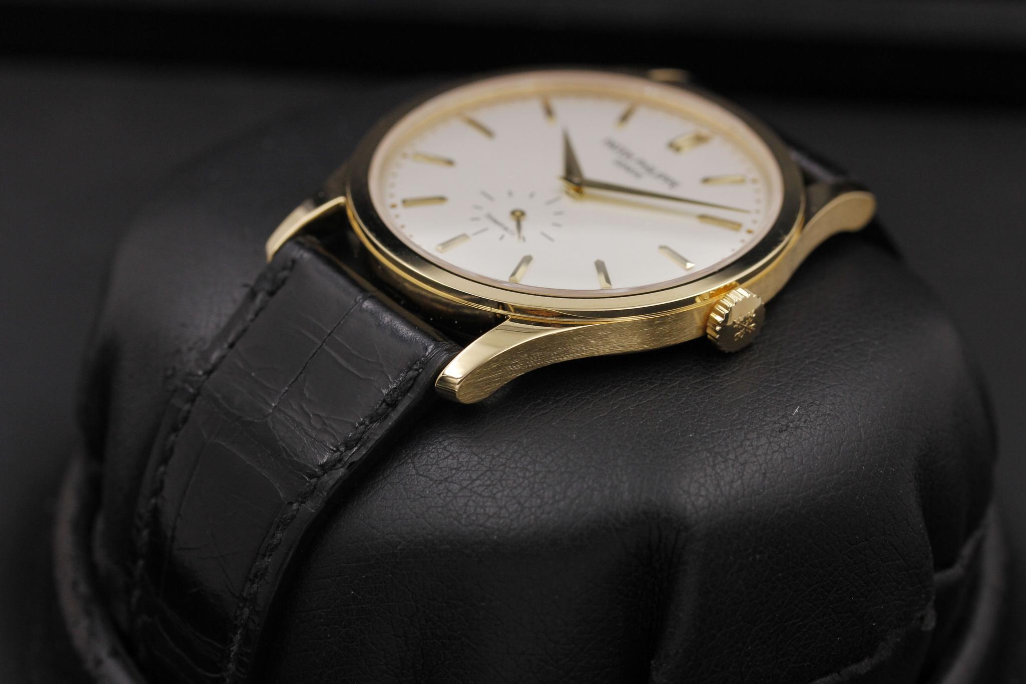 Watch Image 2