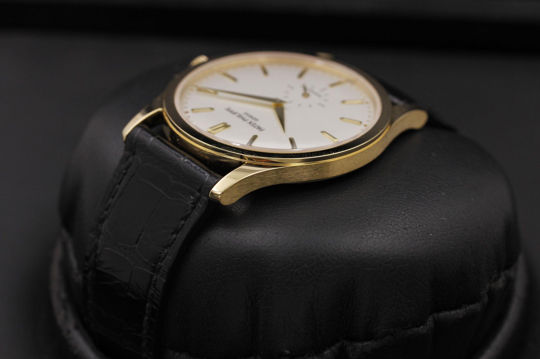 Watch Image 5
