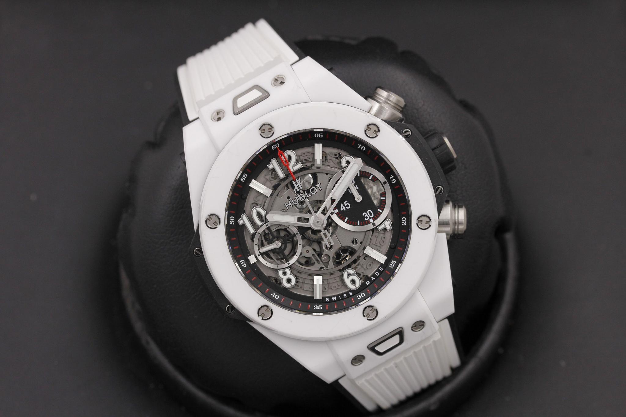 Watch Image 9