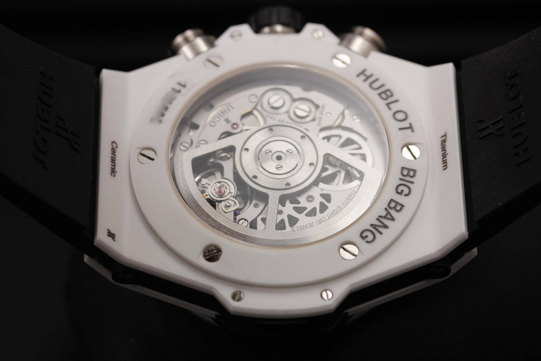 Watch Image 7