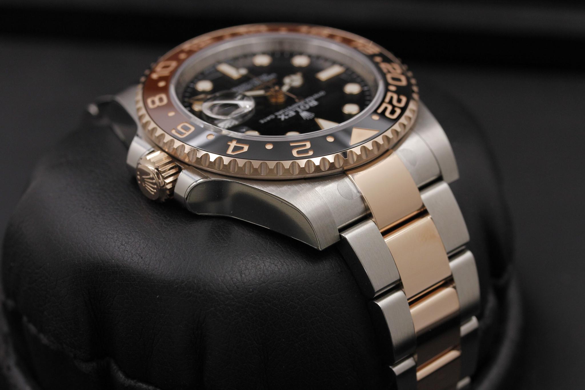 Watch Image 4