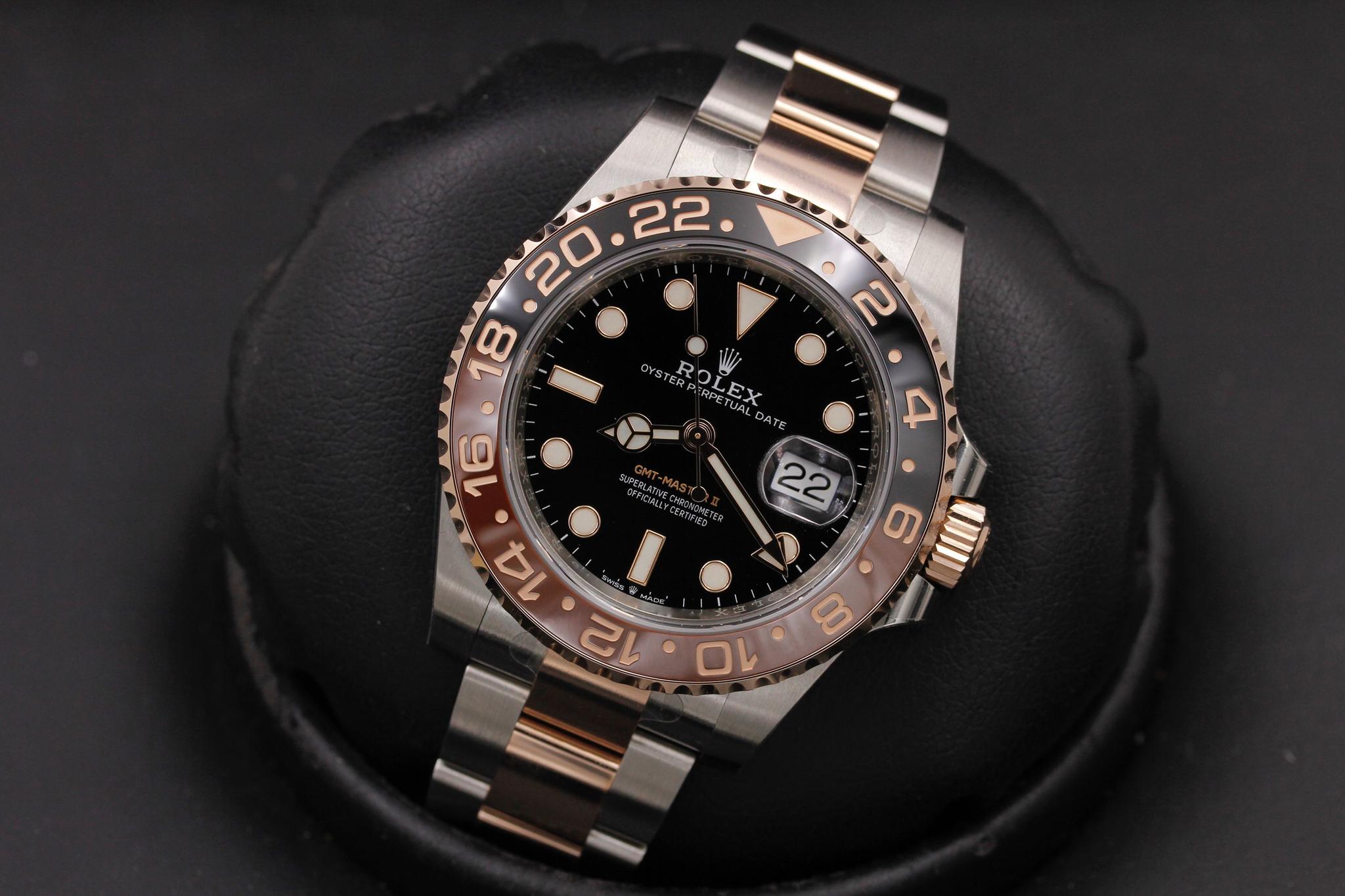 Watch Image 10