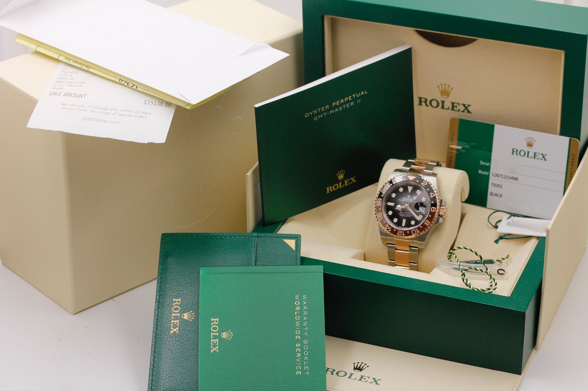 Watch Image 11