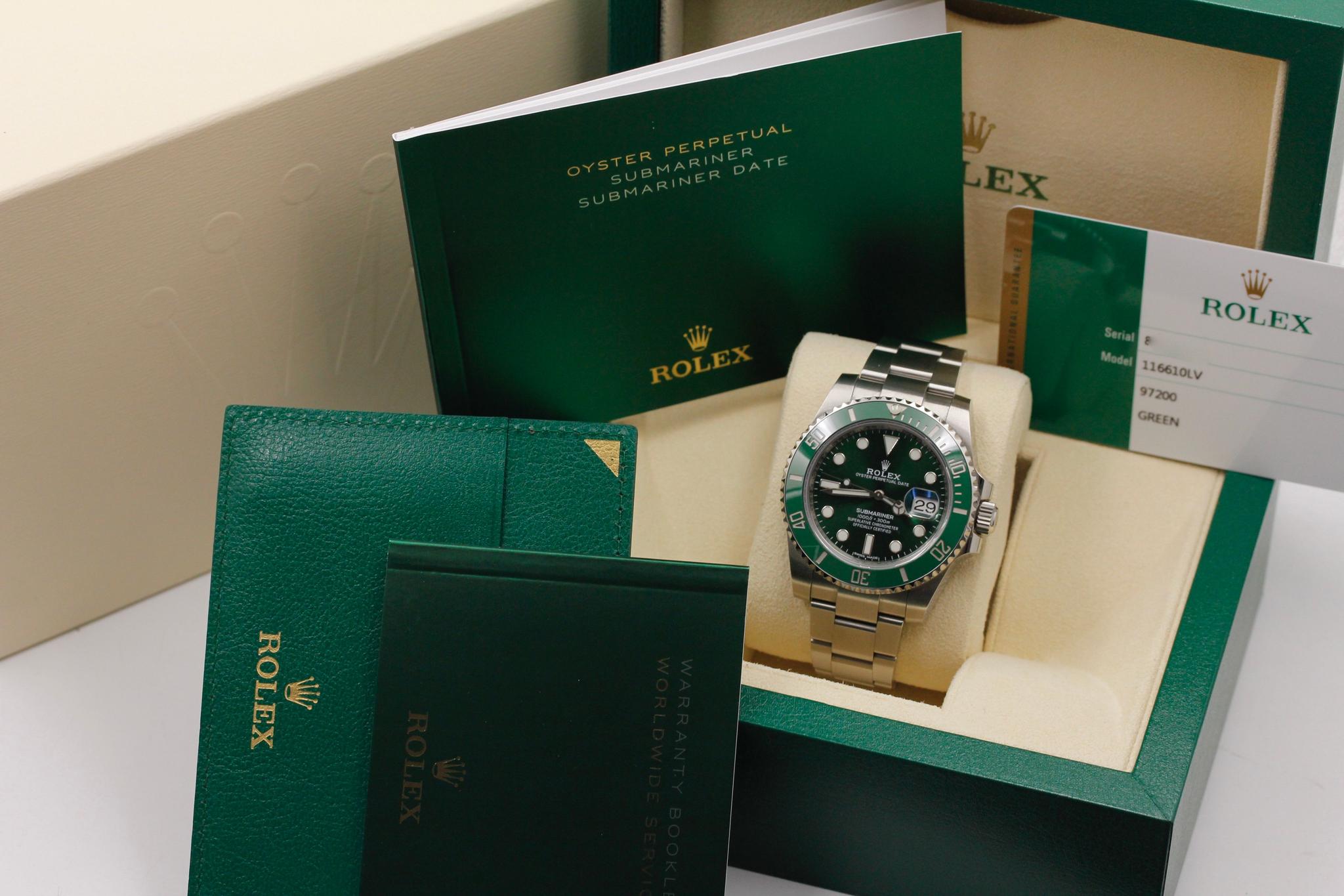 Watch Image 11