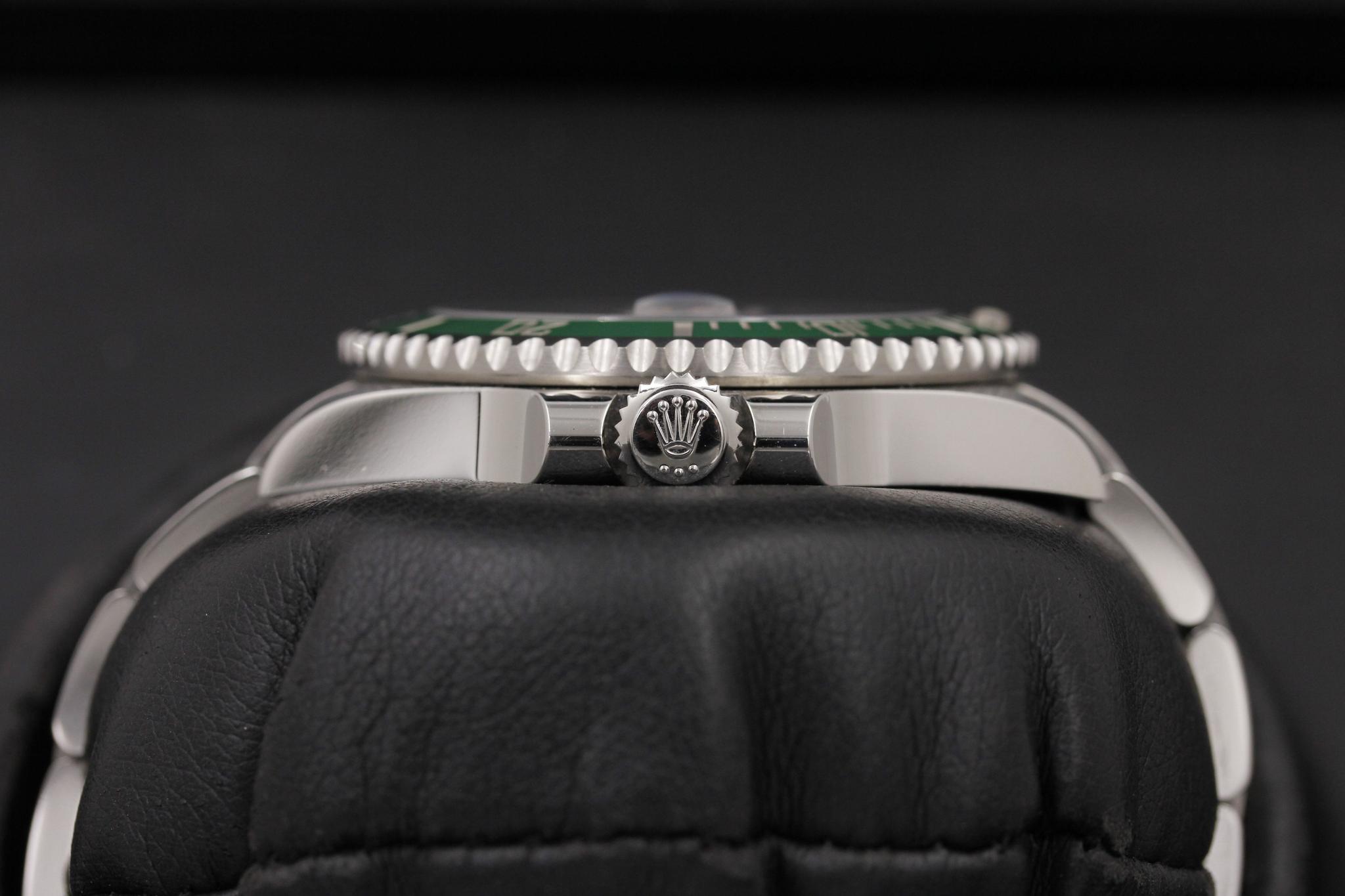 Watch Image 3