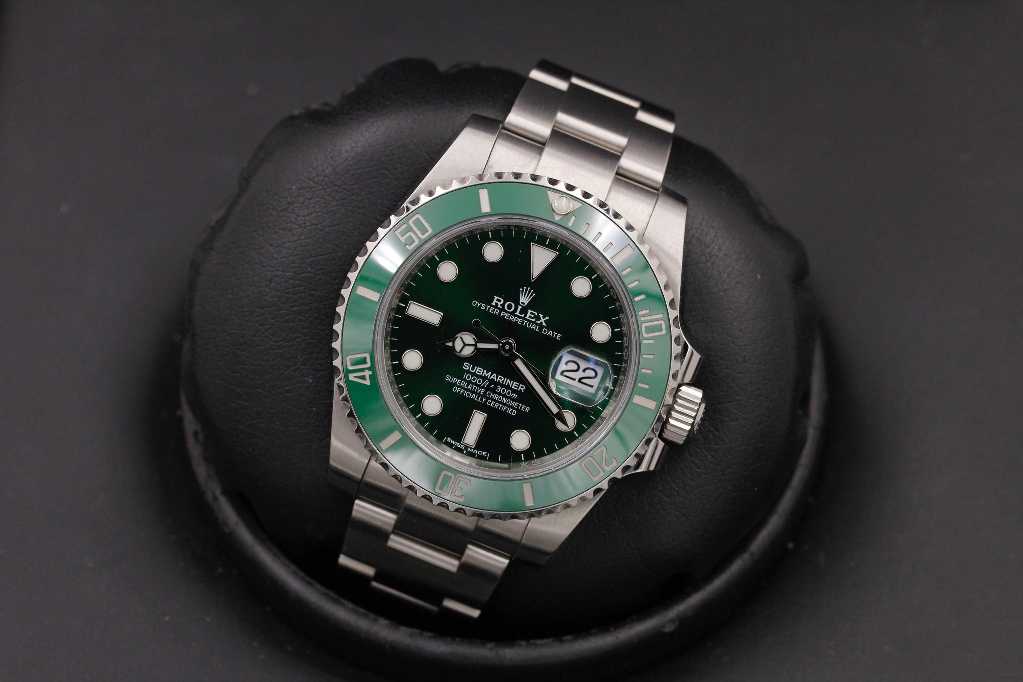 Watch Image 10