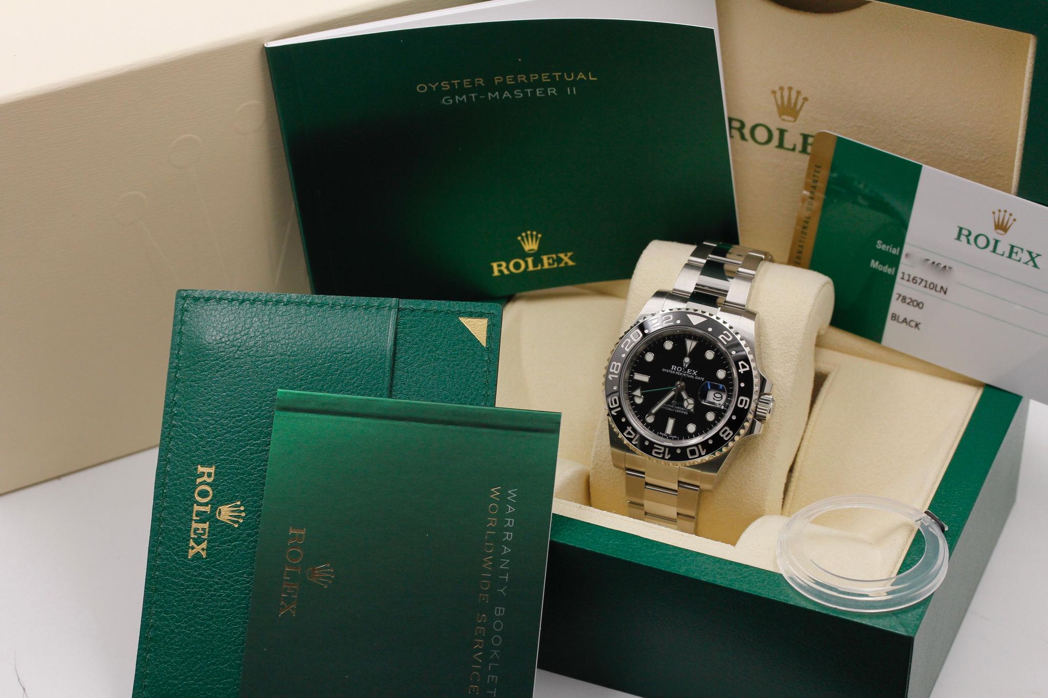 Watch Image 11