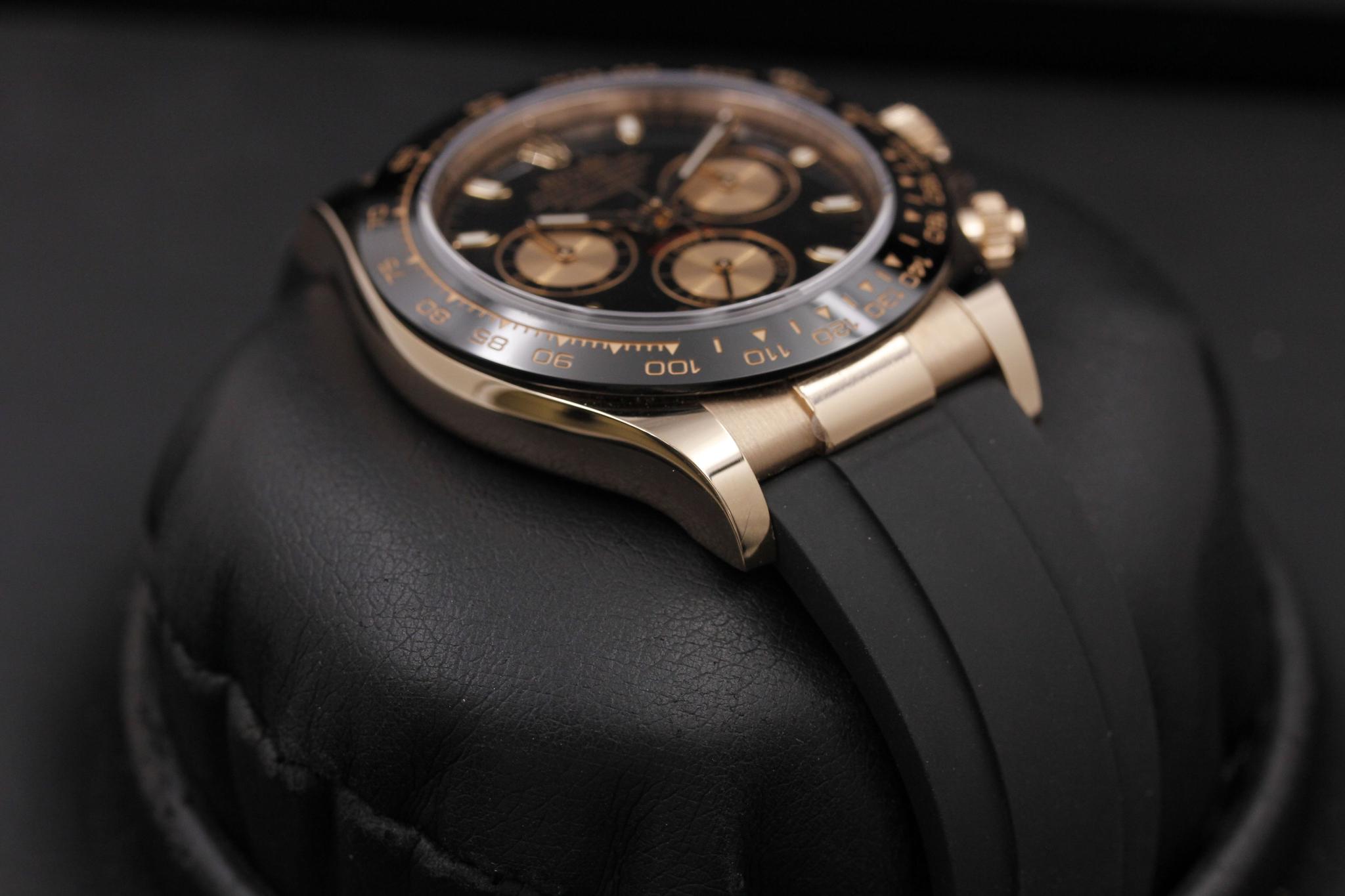 Watch Image 6