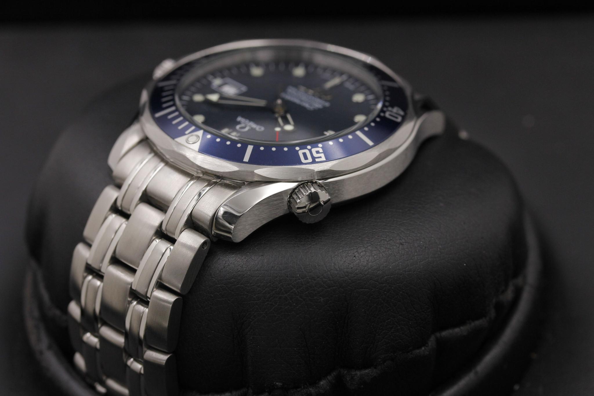 Watch Image 5