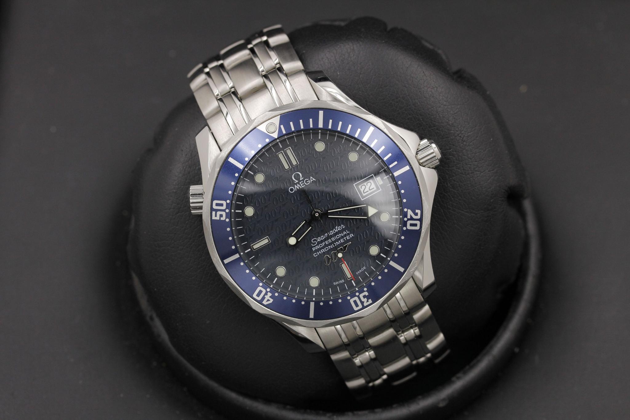 Watch Image 10