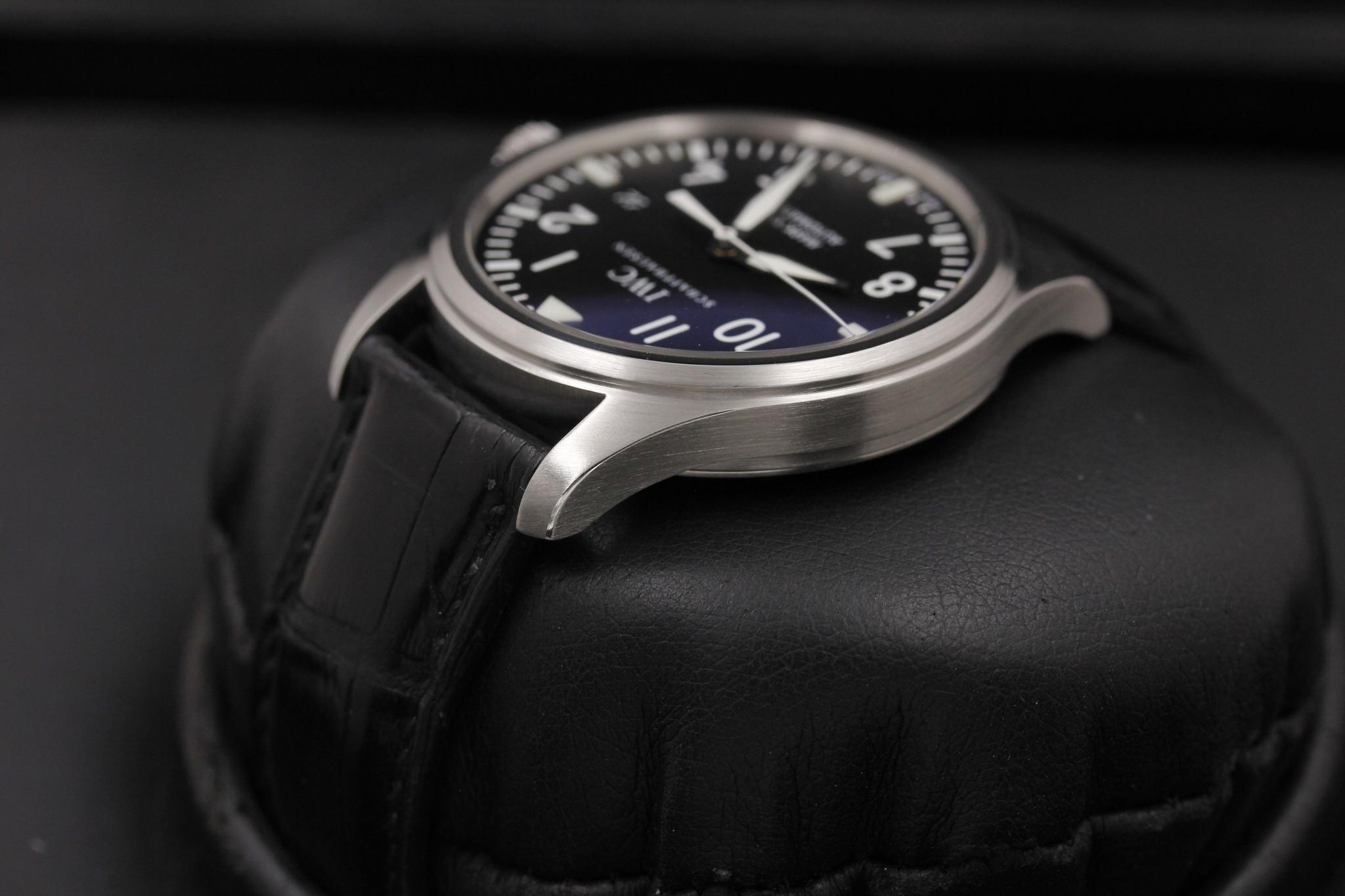 Watch Image 5