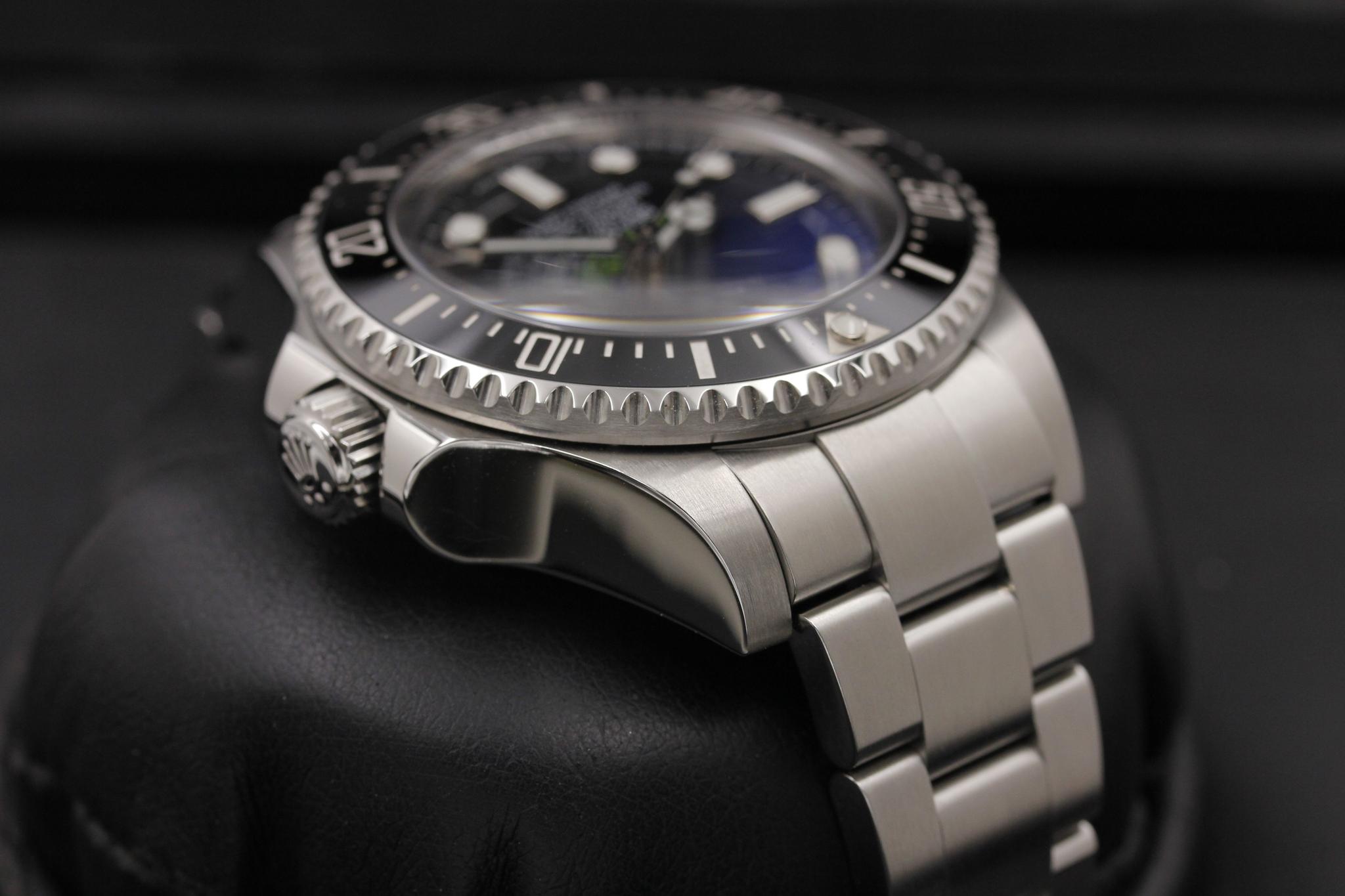Watch Image 4