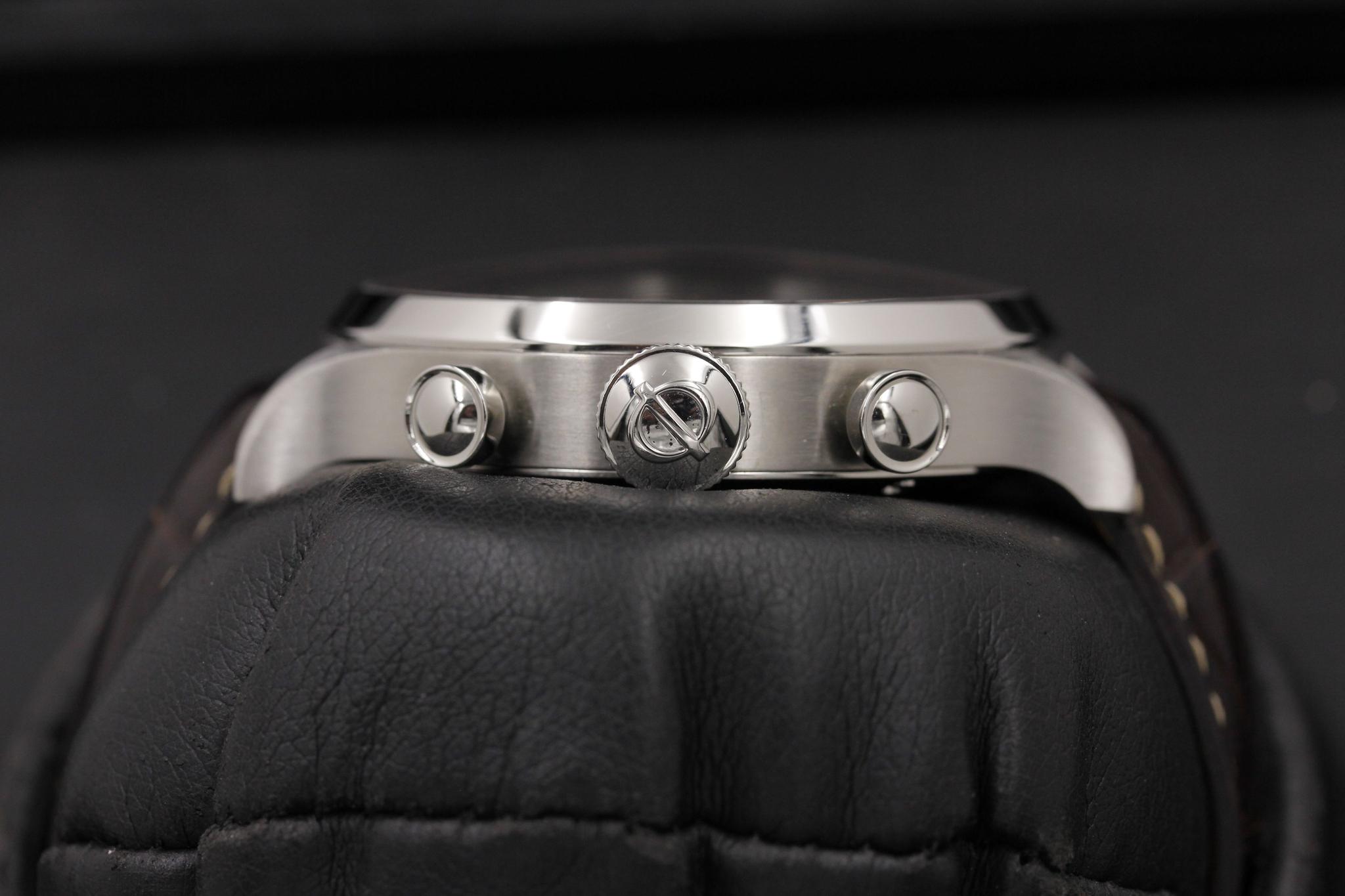 Watch Image 3