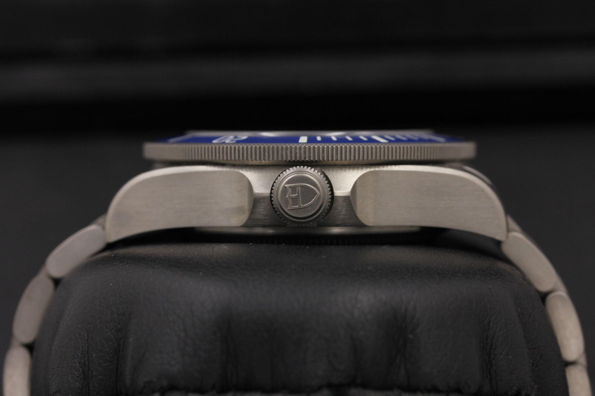 Watch Image 3