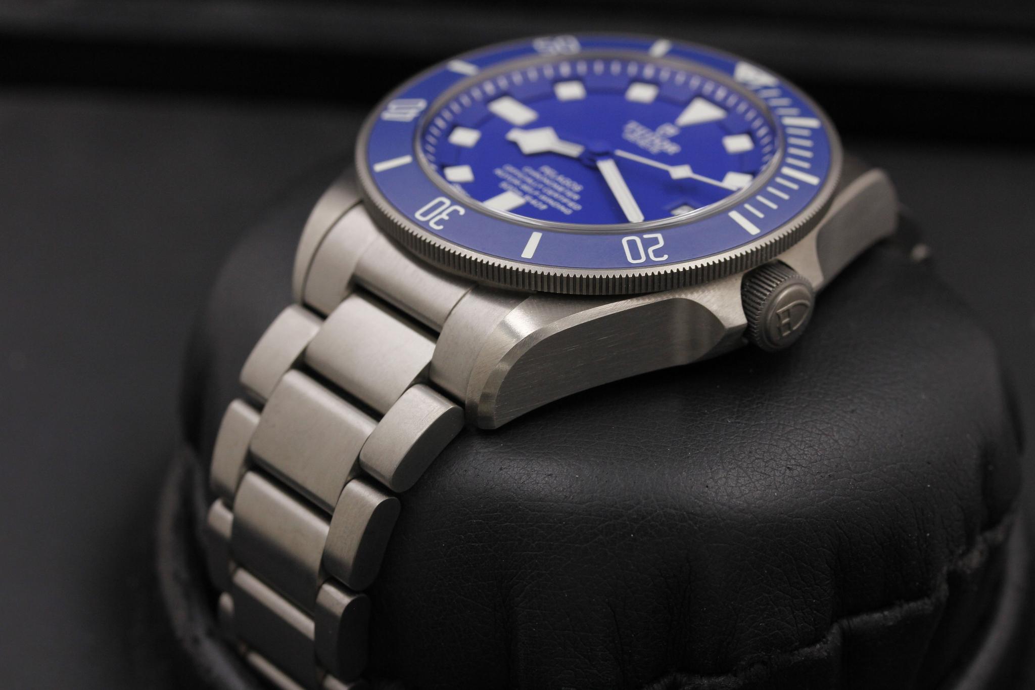Watch Image 2