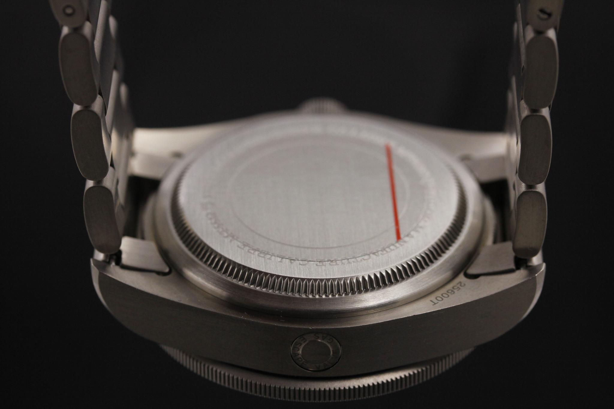 Watch Image 7