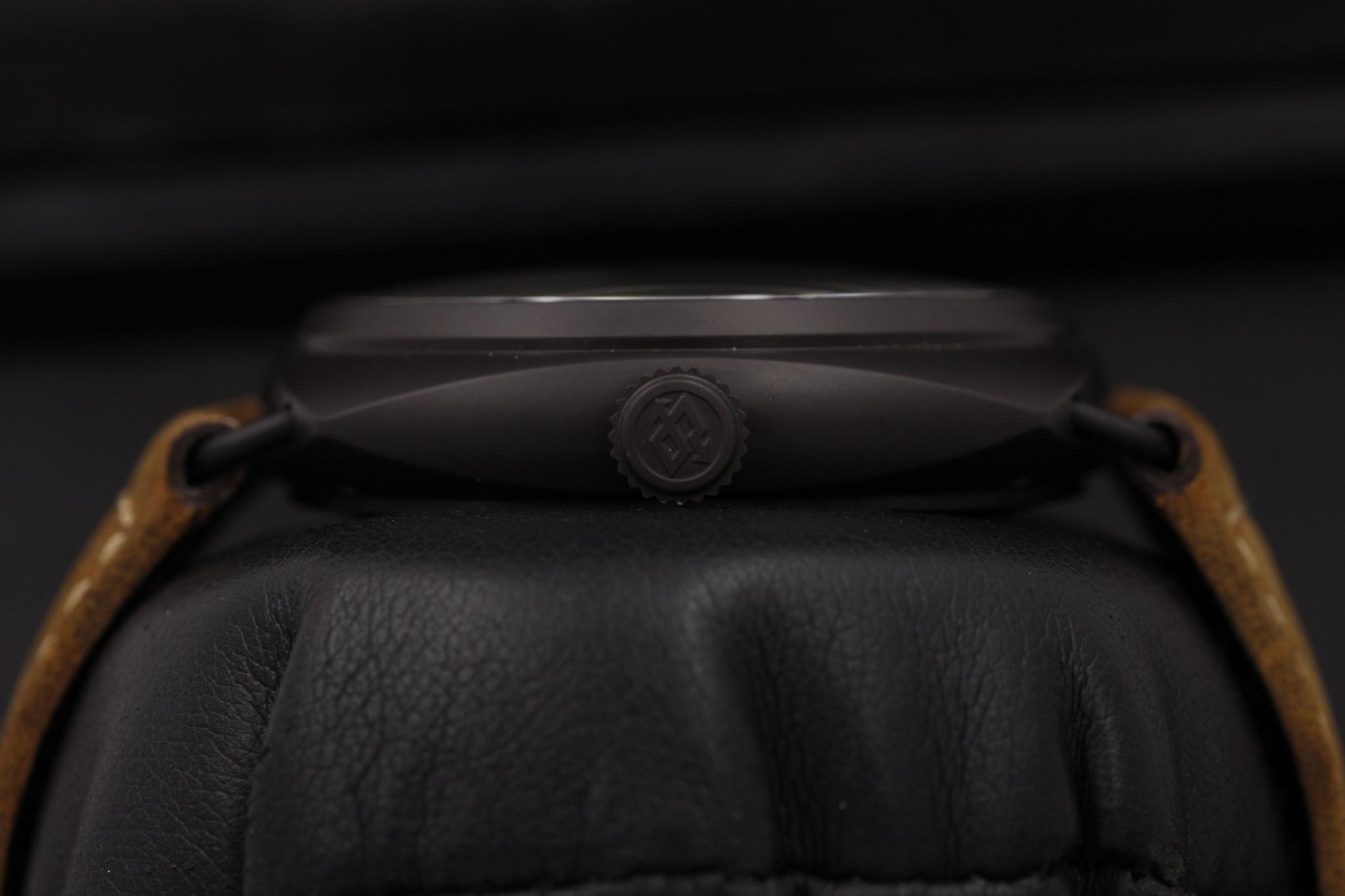 Watch Image 3