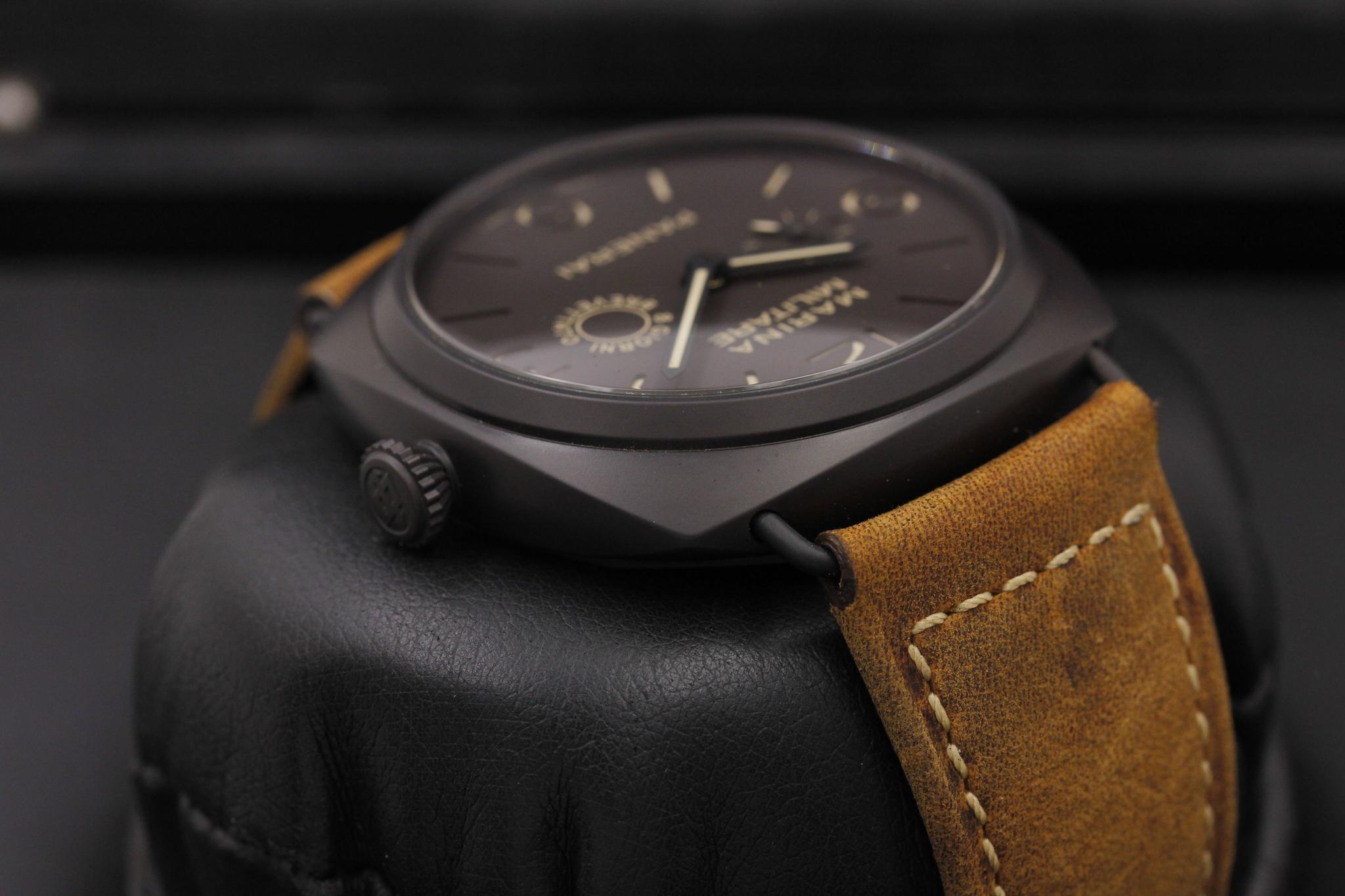 Watch Image 4