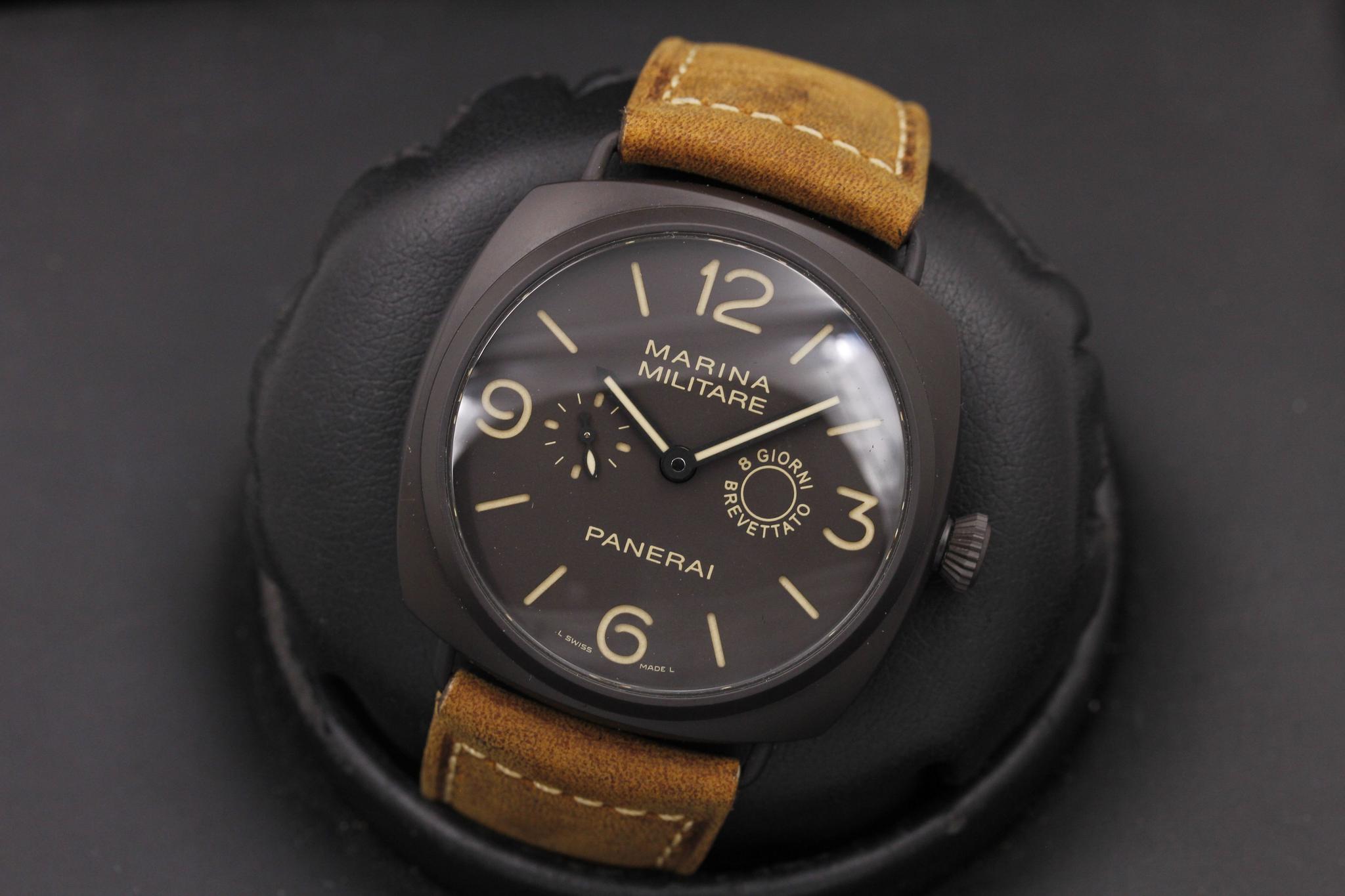 Watch Image 10