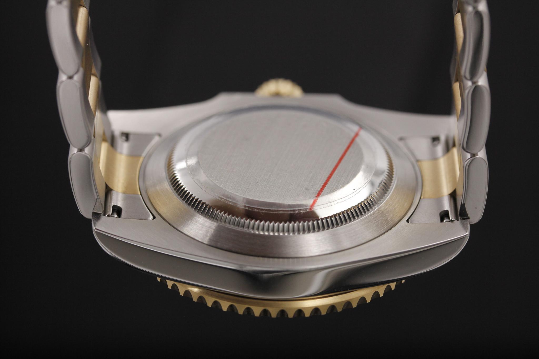 Watch Image 7