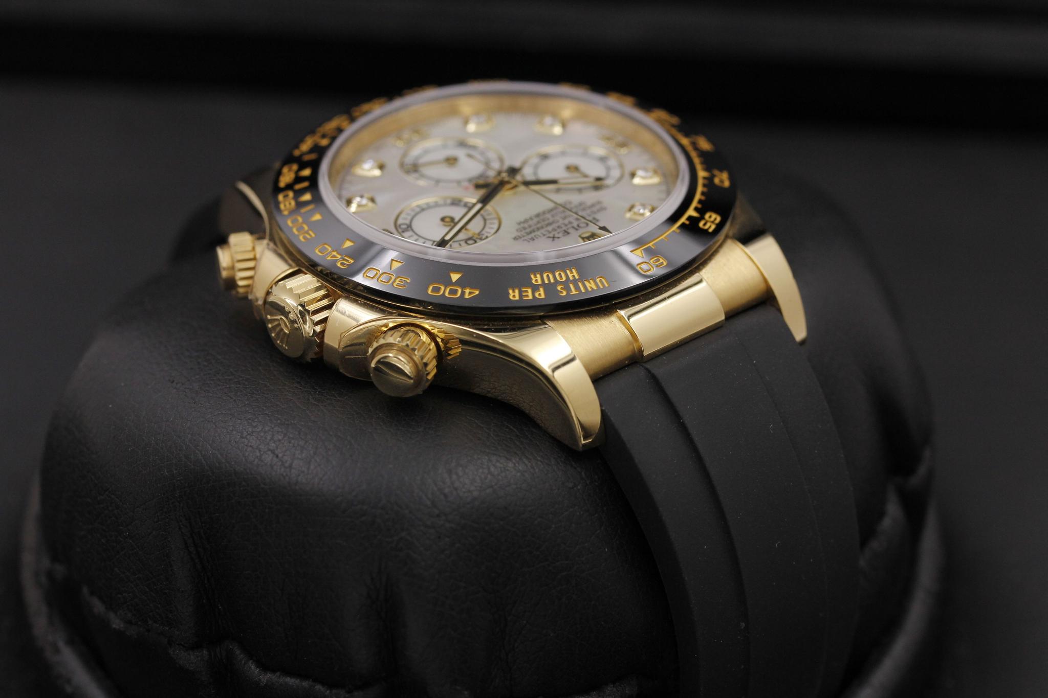 Watch Image 4